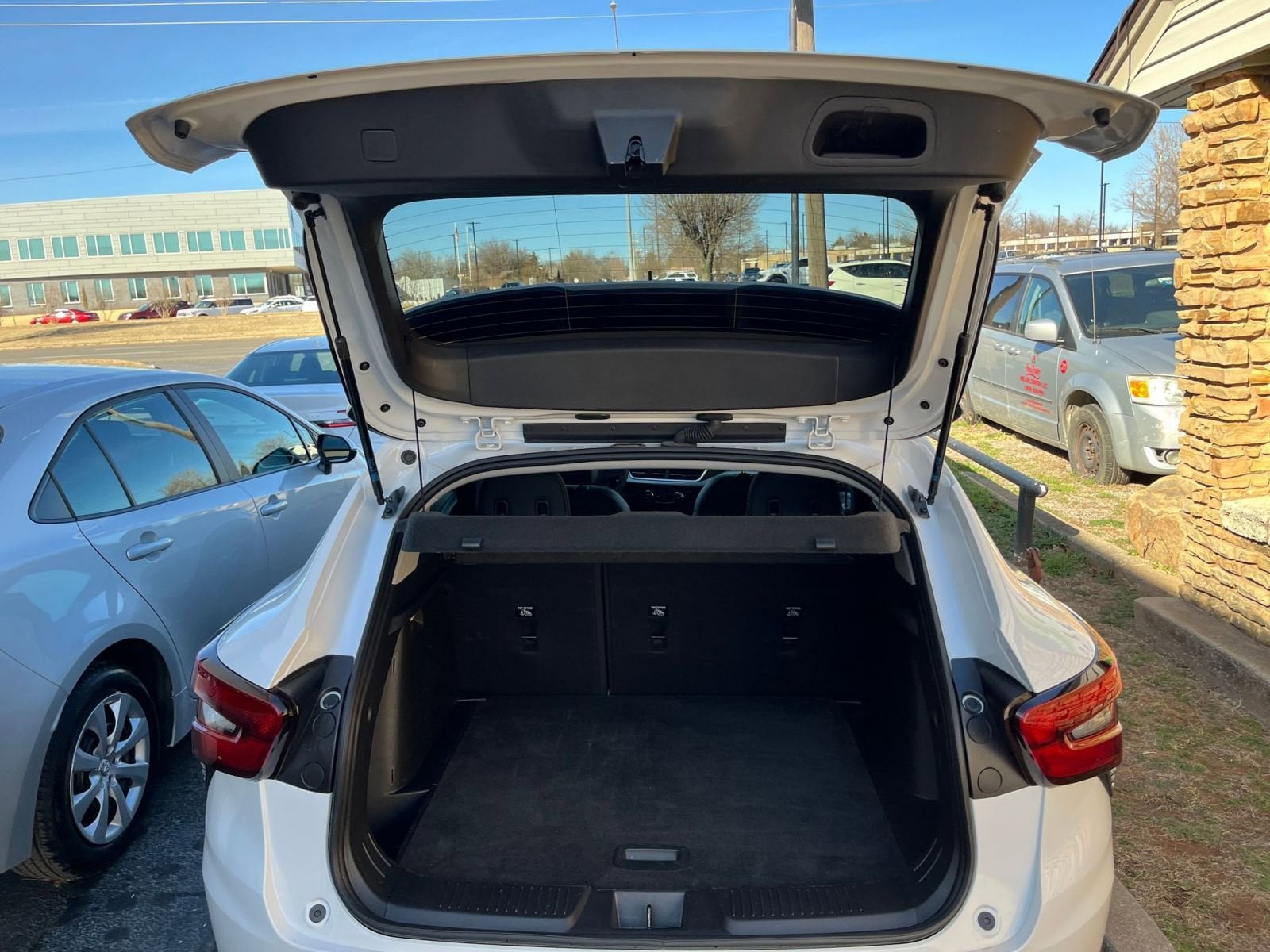 Thumbnail: 2025 Chevrolet Trax - 30