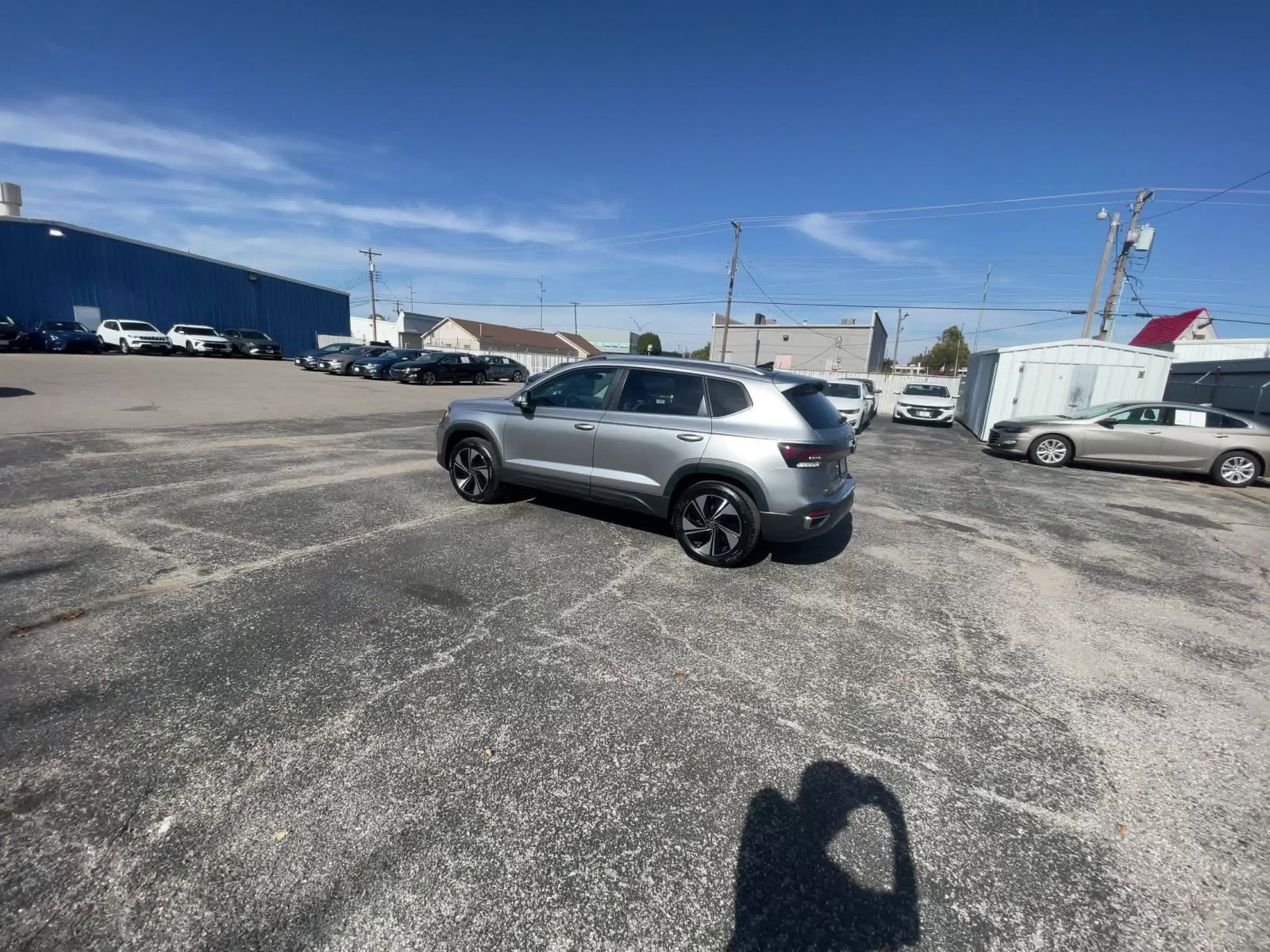 Thumbnail: 2025 Volkswagen Taos - 16