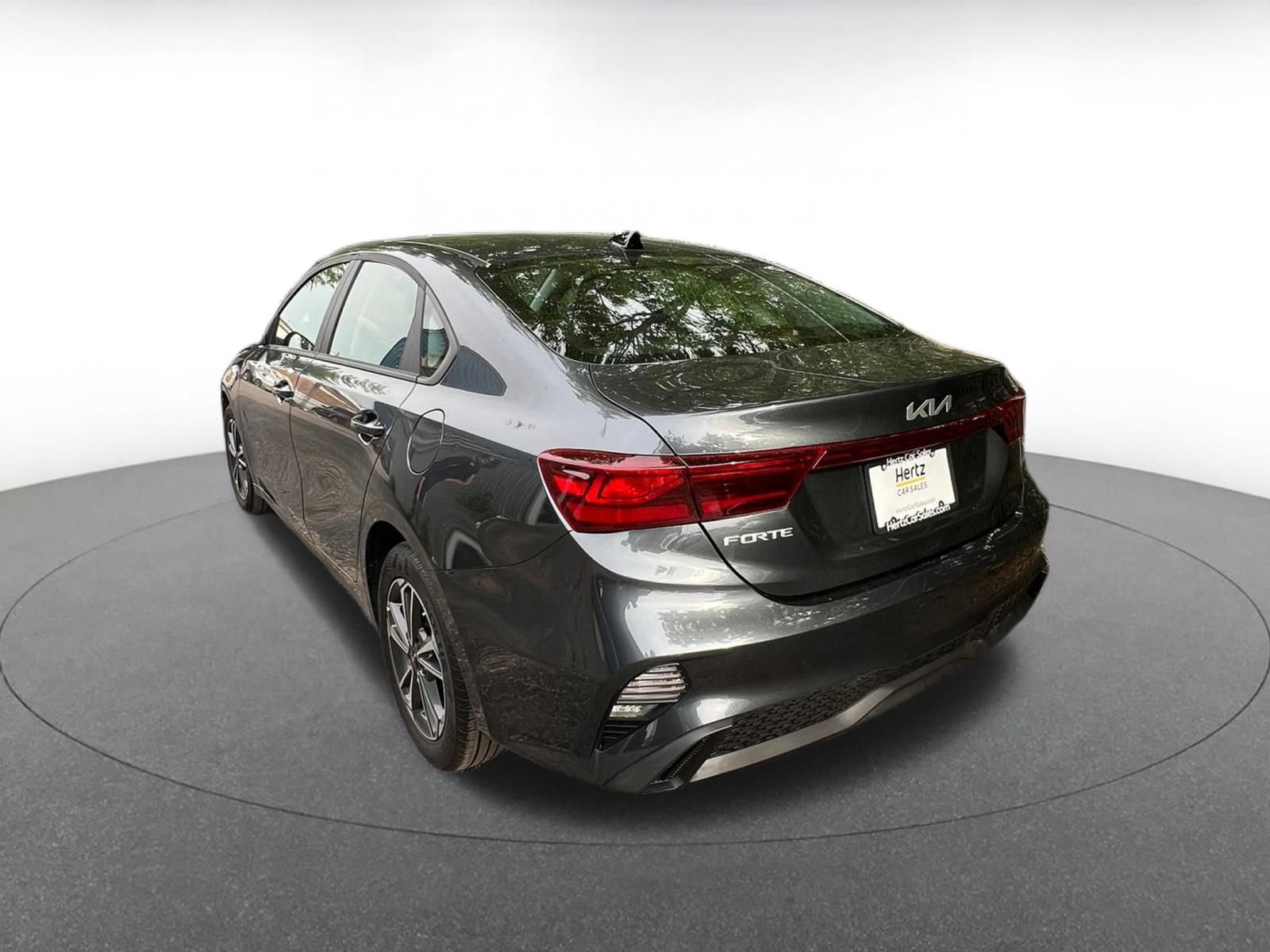 Thumbnail: 2024 Kia Forte - 13