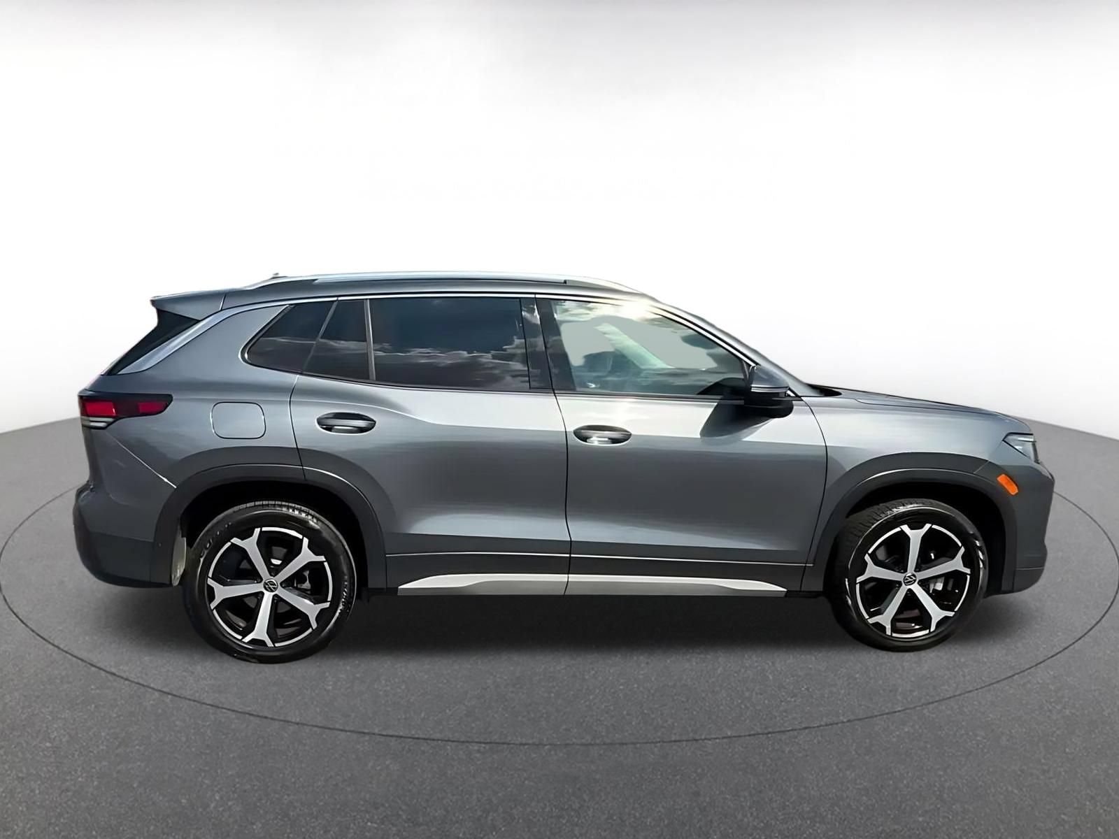 Thumbnail: 2026 Volkswagen Tiguan - 15