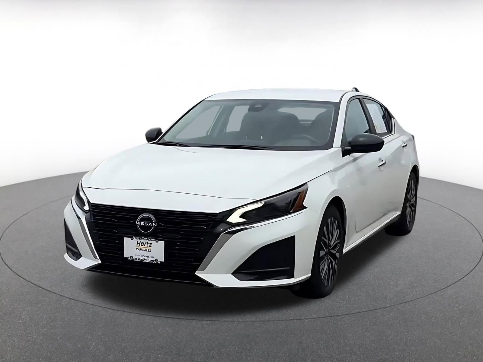 Thumbnail: 2025 Nissan Altima - 7