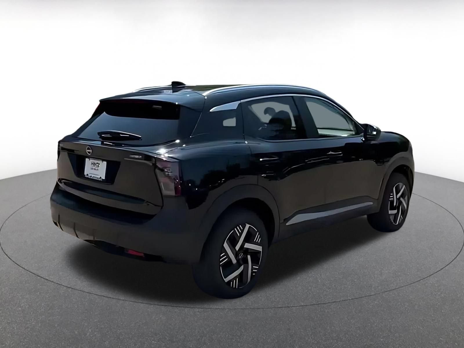 Thumbnail: 2026 Nissan Kicks - 14