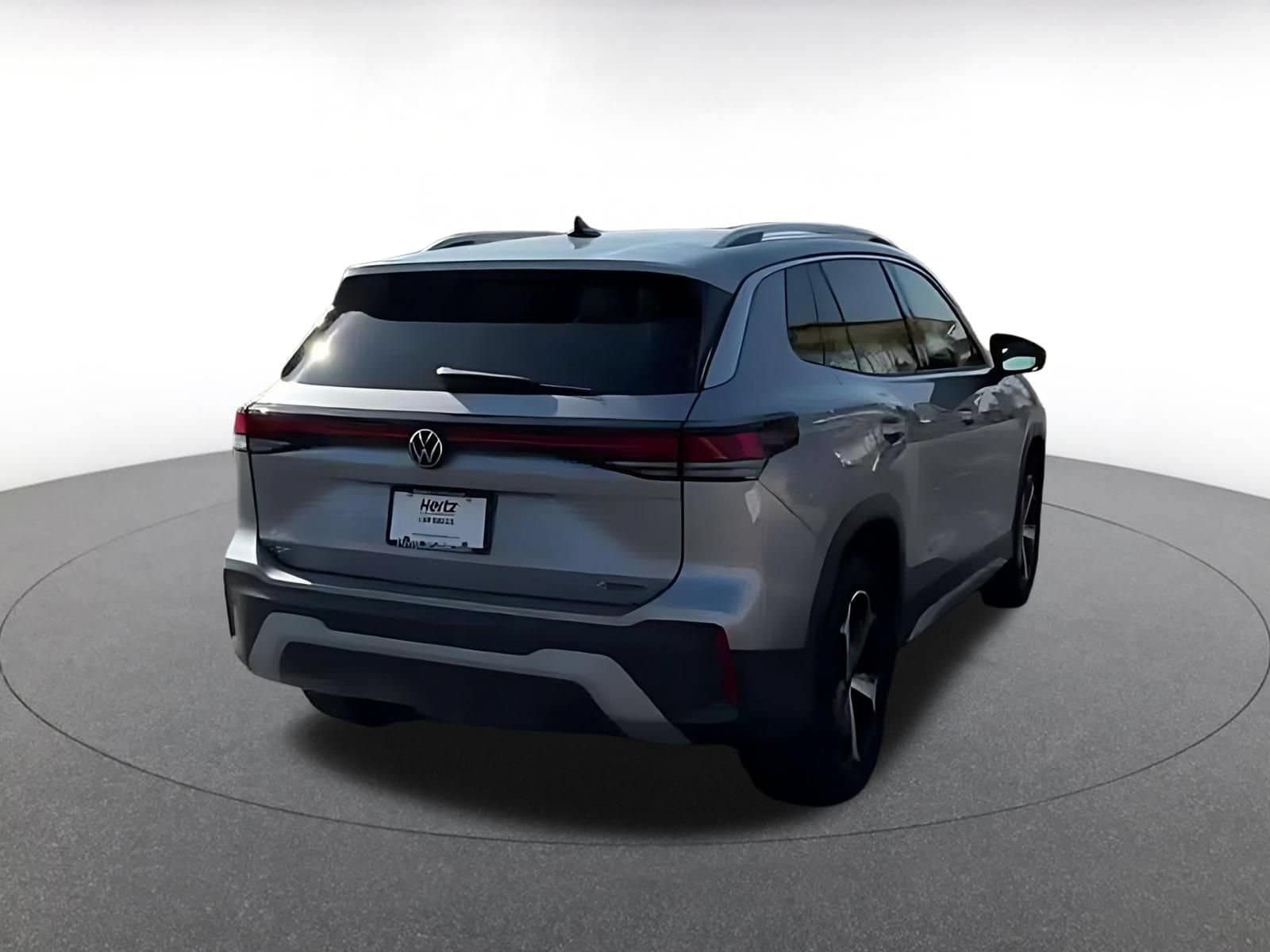 Thumbnail: 2026 Volkswagen Tiguan - 13