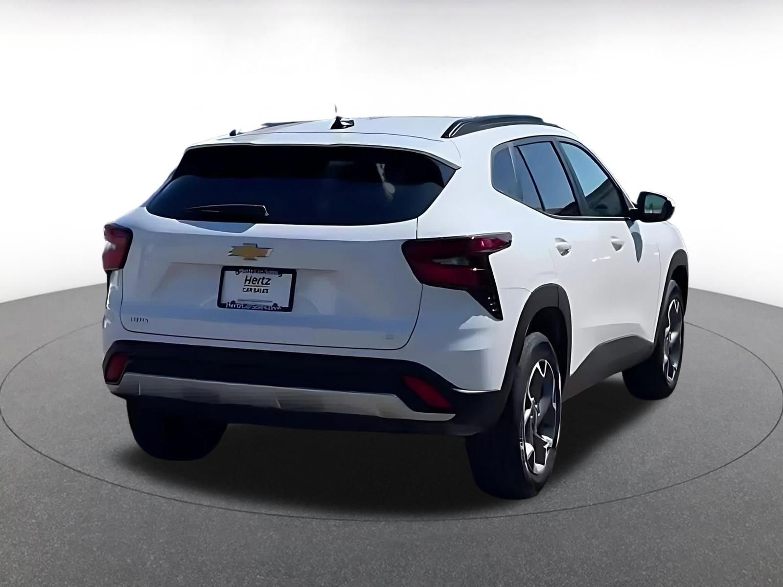 Thumbnail: 2025 Chevrolet Trax - 14