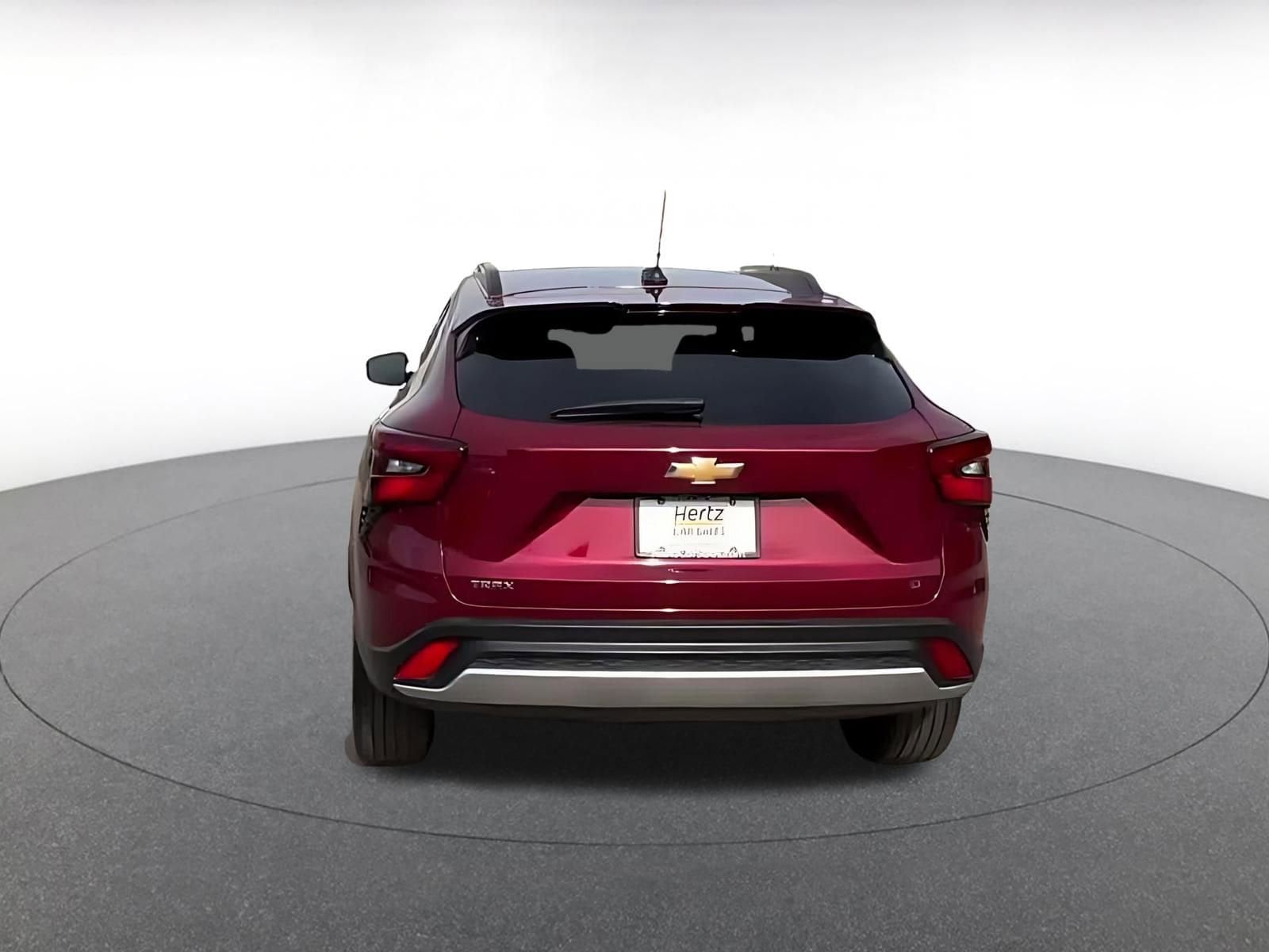 Thumbnail: 2025 Chevrolet Trax - 11