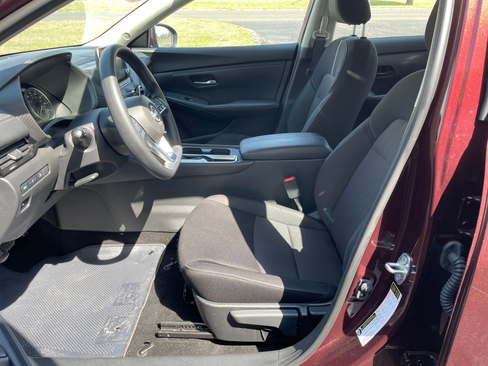 Thumbnail: 2025 Nissan Sentra - 24