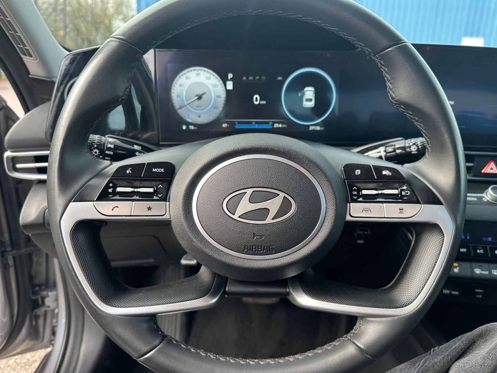 Thumbnail: 2025 Hyundai Elantra - 27