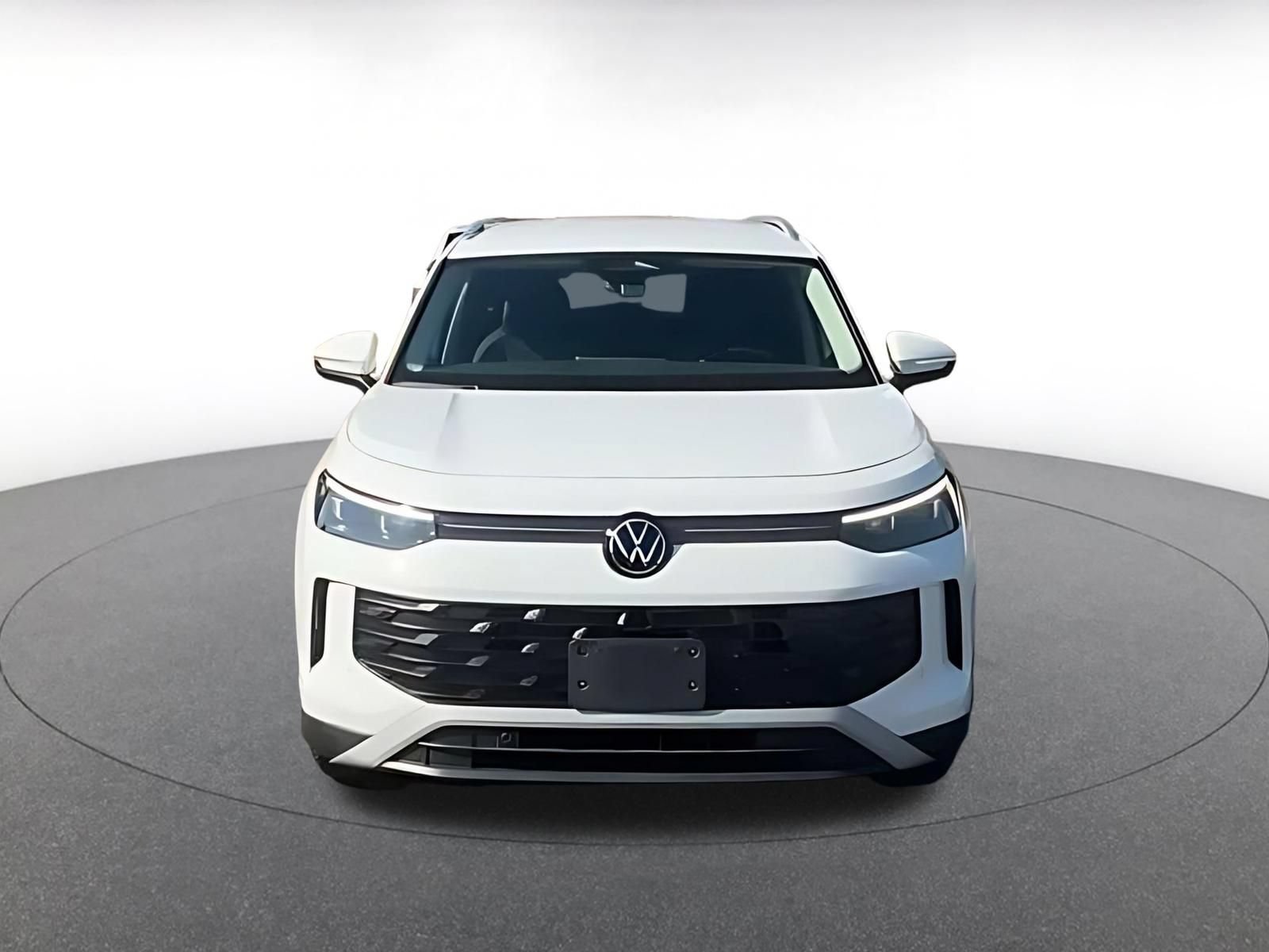 Thumbnail: 2026 Volkswagen Tiguan - 4
