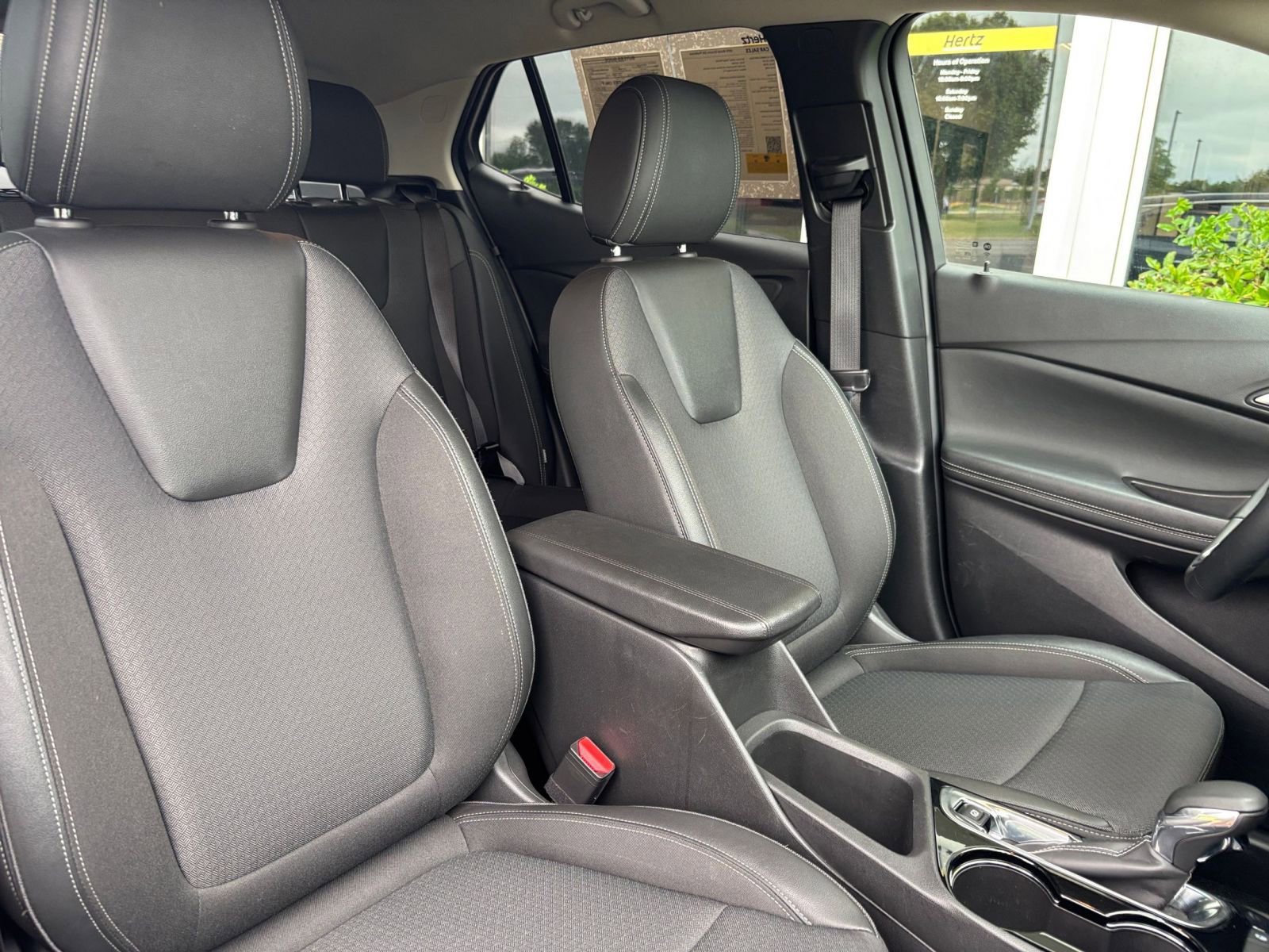 Thumbnail: 2025 Buick Encore GX - 35