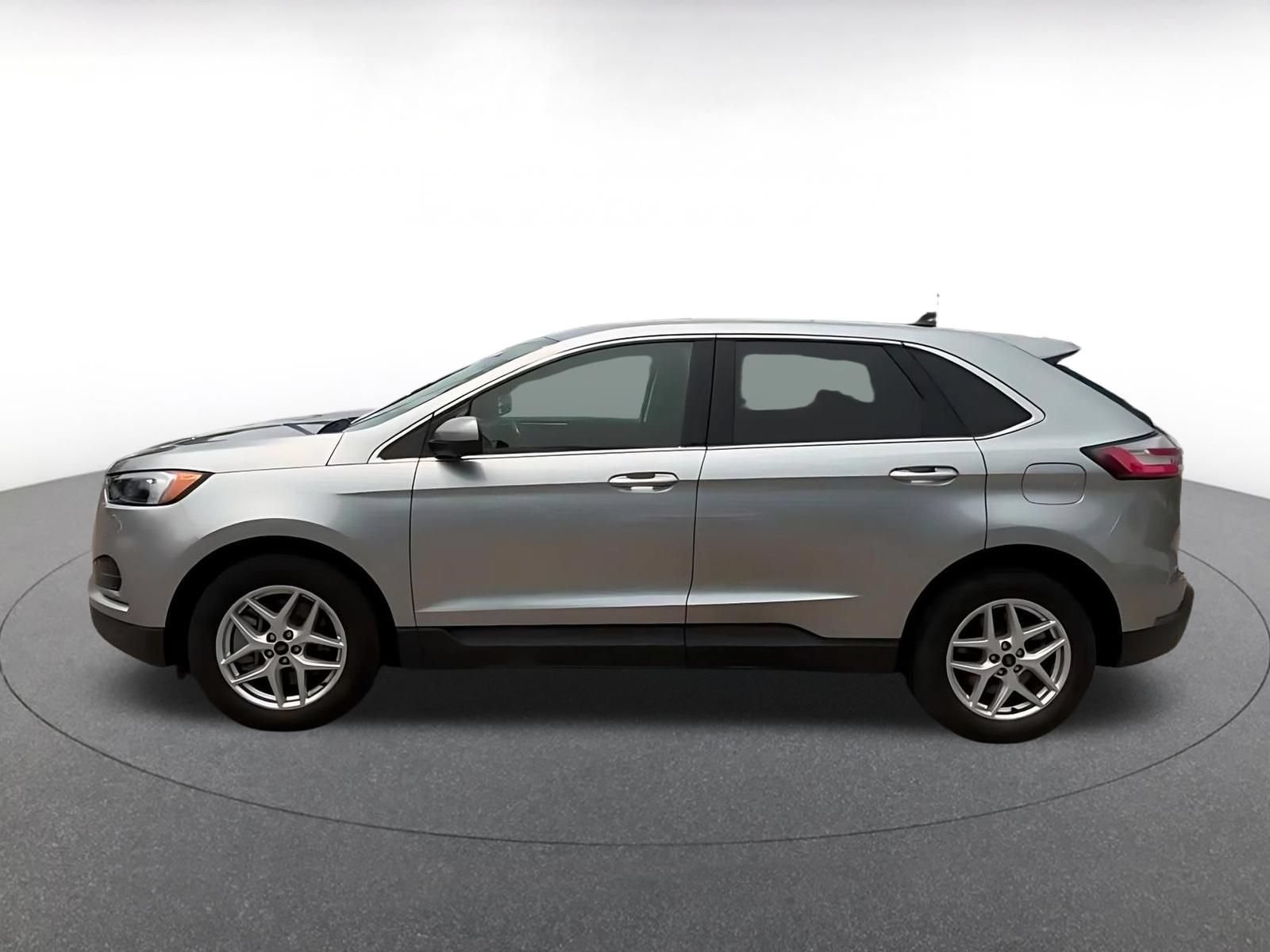 Thumbnail: 2024 Ford Edge - 10