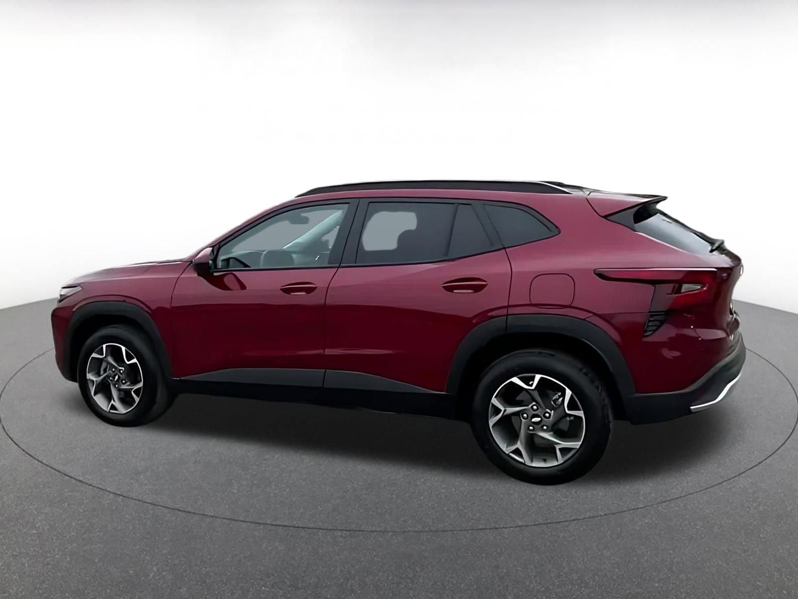 Thumbnail: 2025 Chevrolet Trax - 8