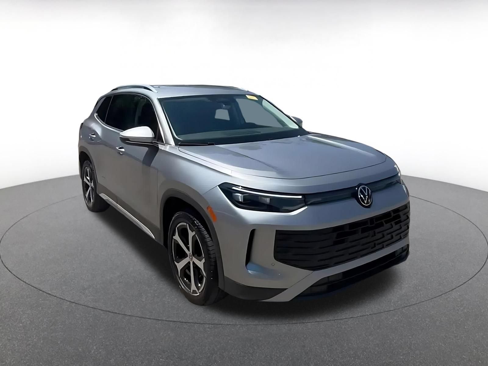 Thumbnail: 2026 Volkswagen Tiguan - 3