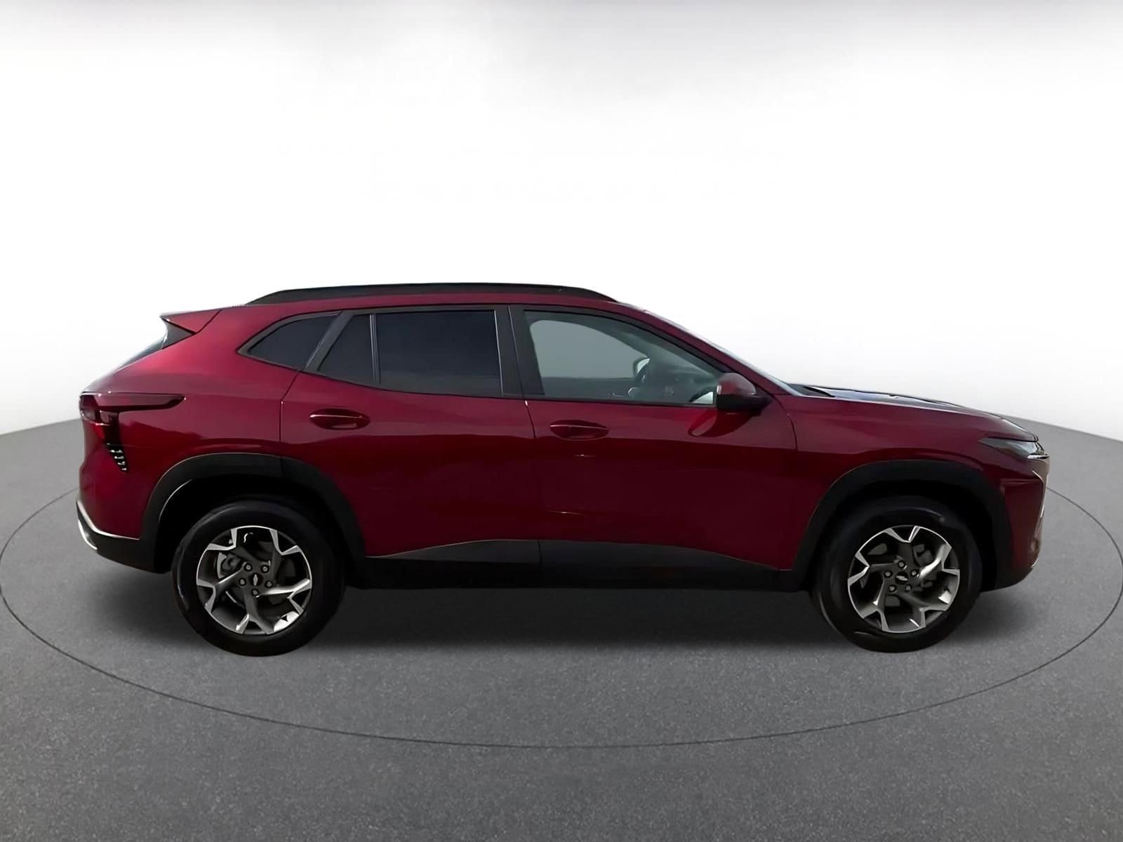 Thumbnail: 2025 Chevrolet Trax - 15