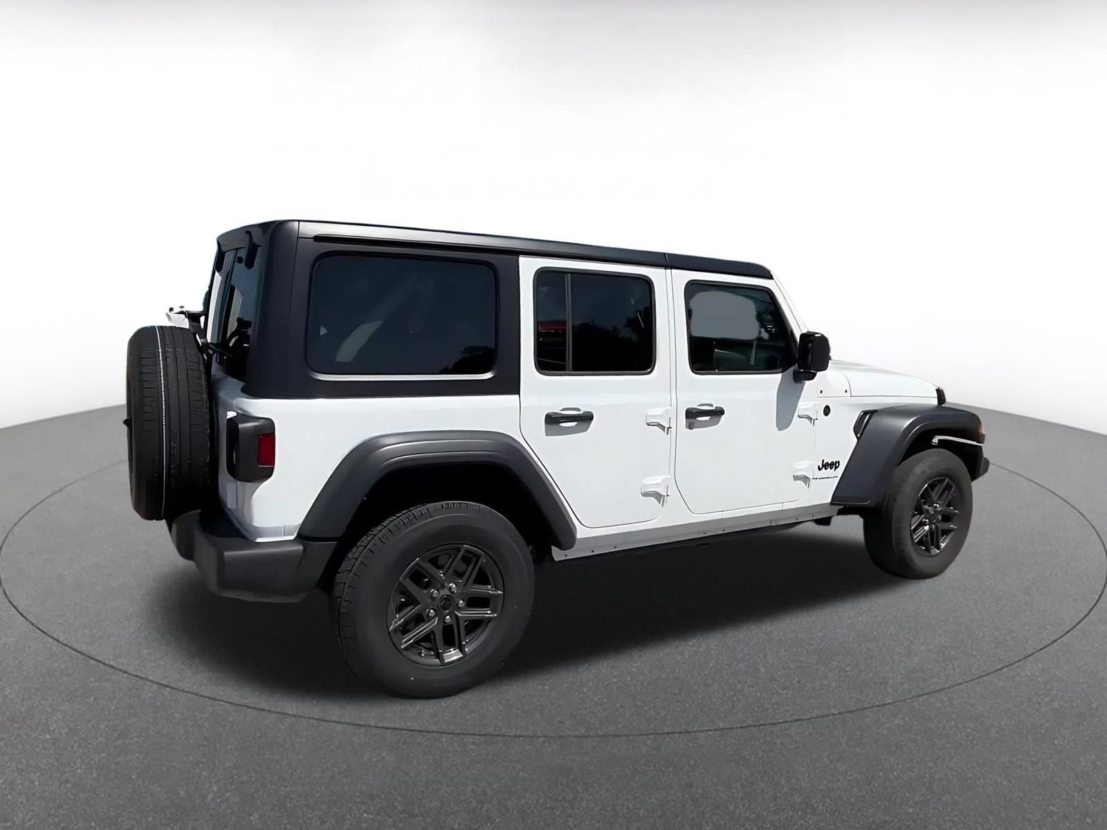 Thumbnail: 2025 Jeep Wrangler - 12