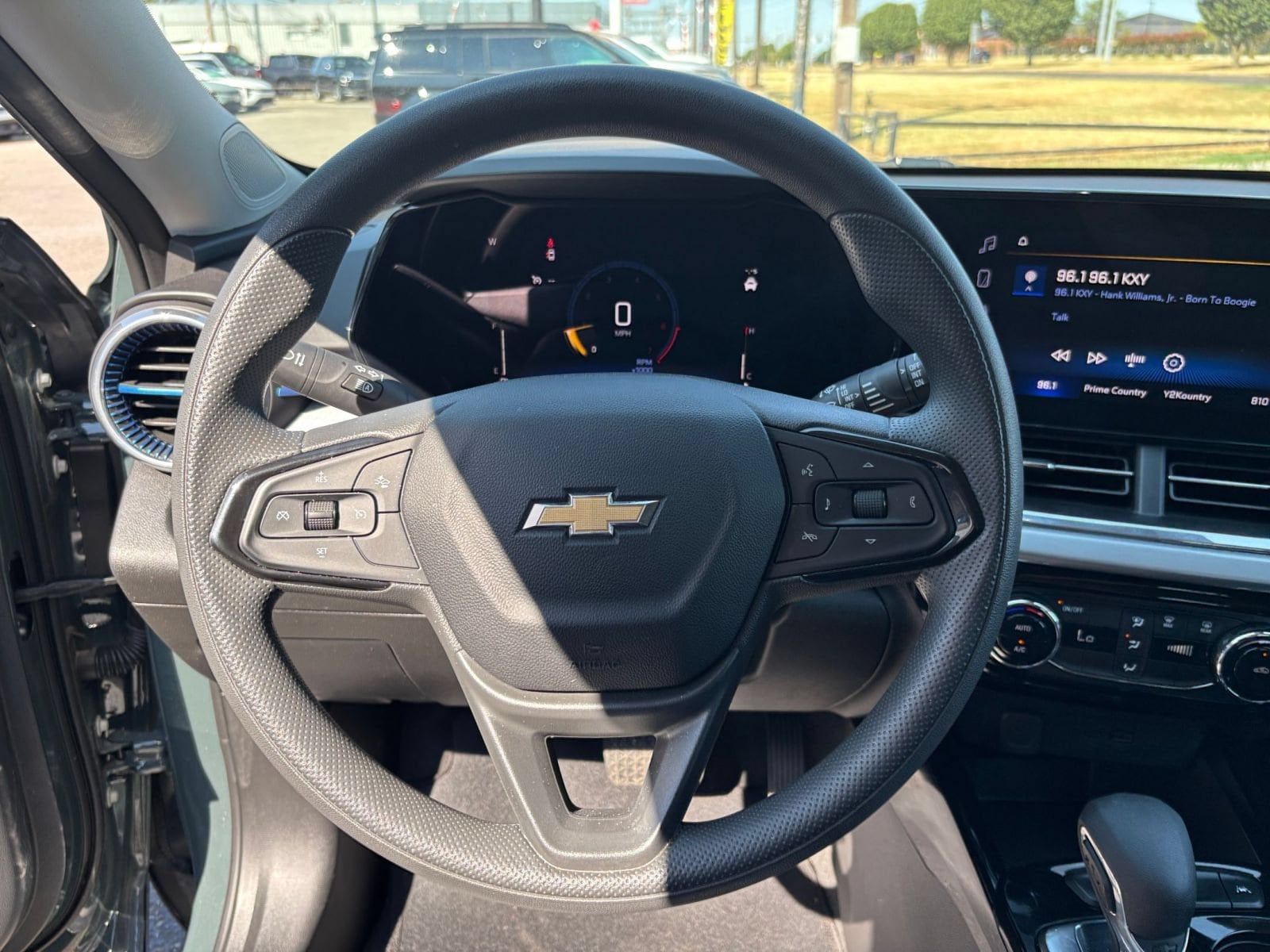 Thumbnail: 2025 Chevrolet Trax - 27