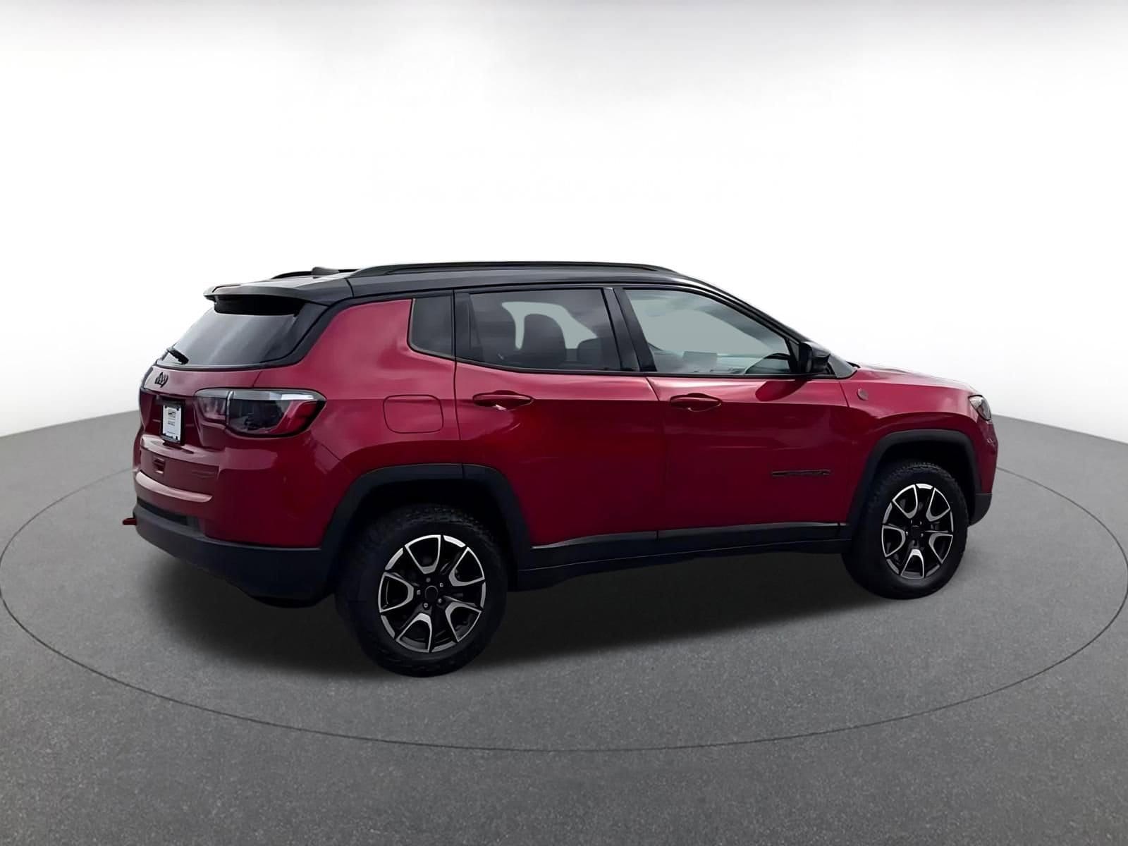 Thumbnail: 2025 Jeep Compass - 15