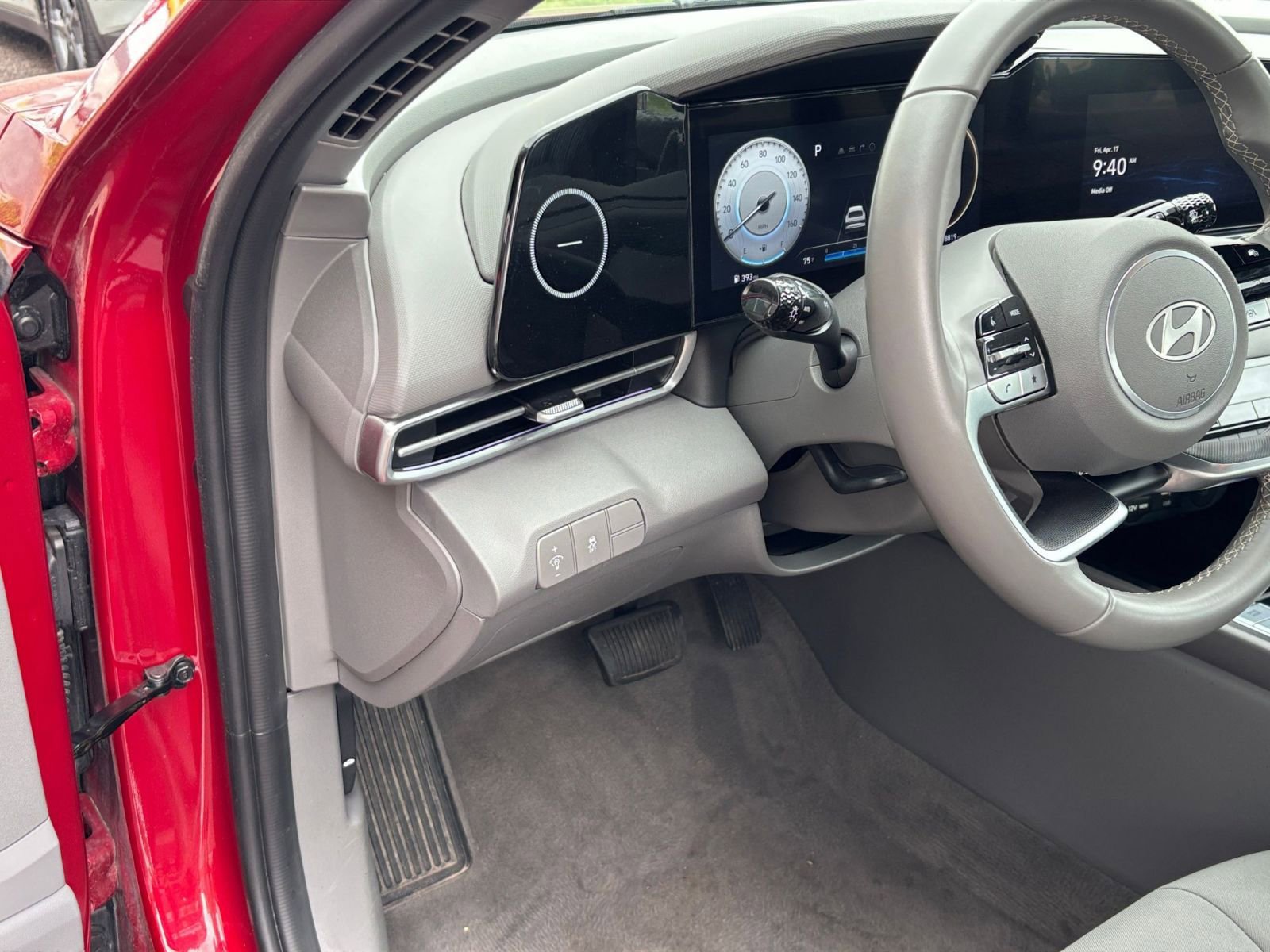 Thumbnail: 2025 Hyundai Elantra - 35