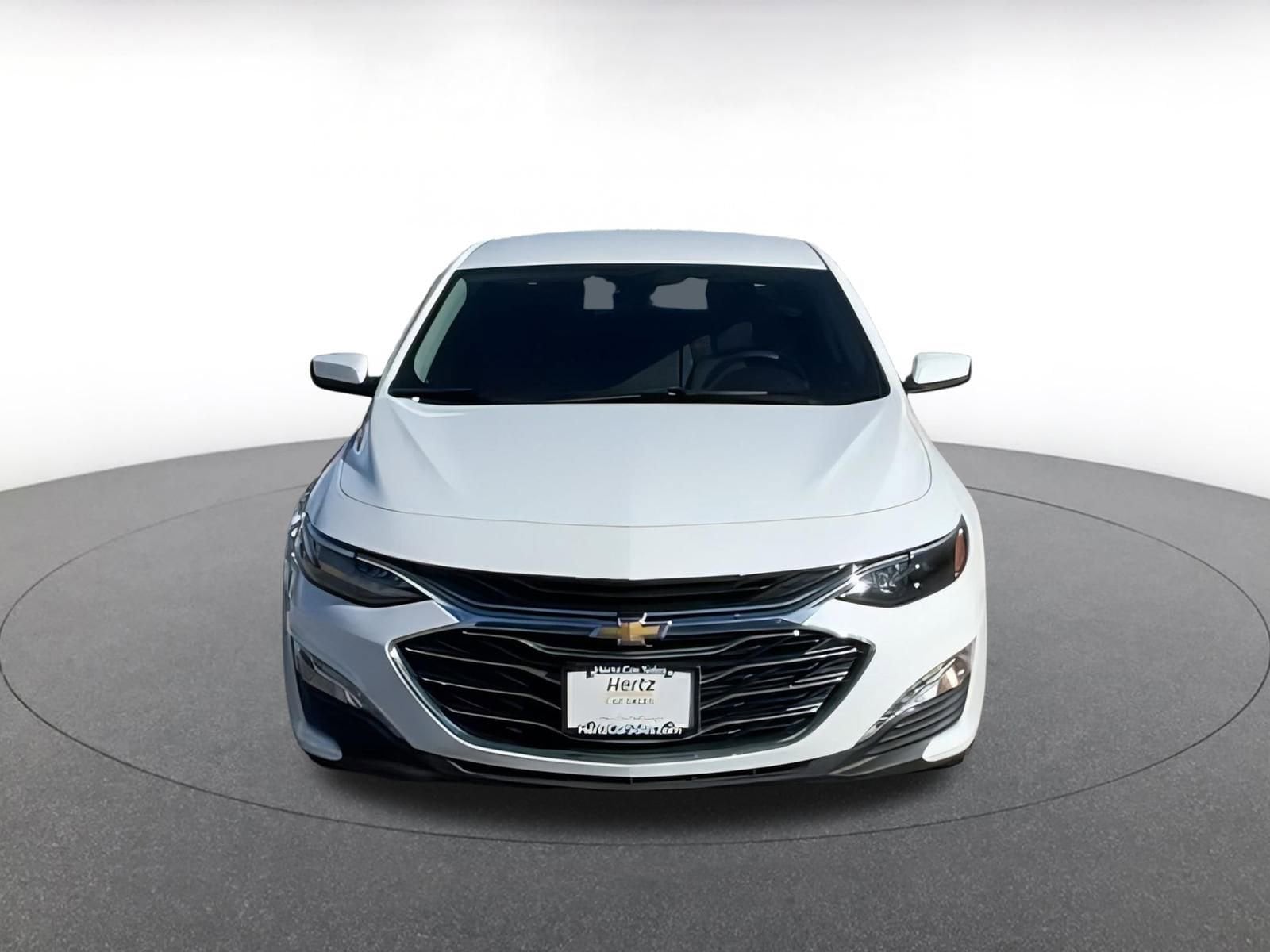 Thumbnail: 2024 Chevrolet Malibu - 4