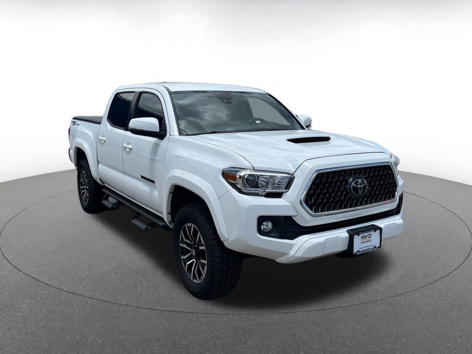 Thumbnail: 2019 Toyota Tacoma - 1