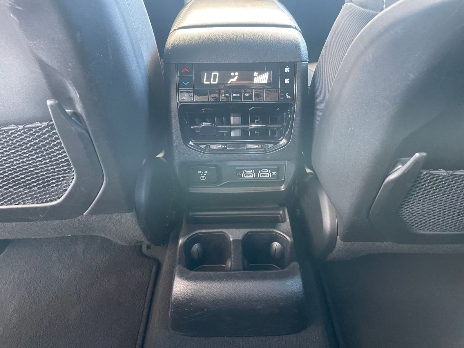 Thumbnail: 2023 Jeep Grand Cherokee - 24