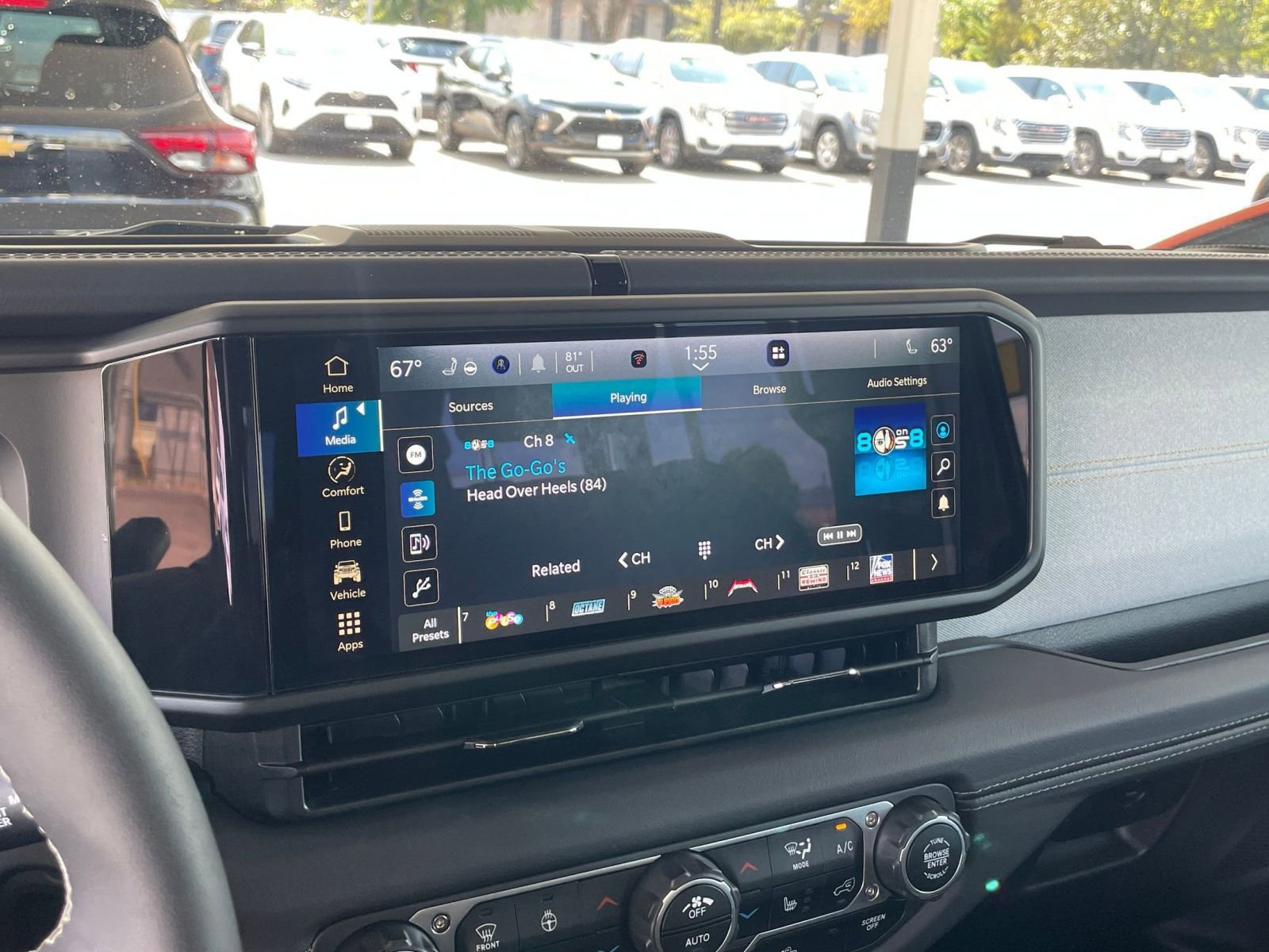 Thumbnail: 2025 Jeep Wrangler - 21