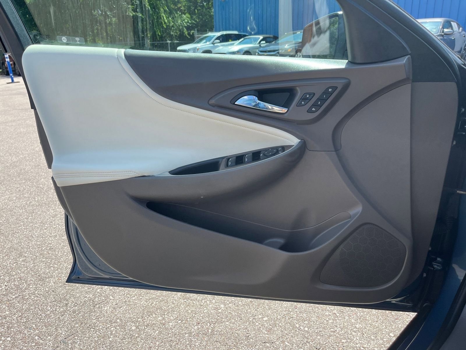 Thumbnail: 2024 Chevrolet Malibu - 20