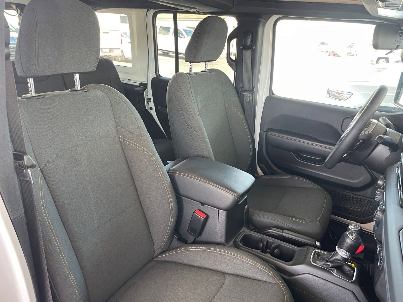 Thumbnail: 2025 Jeep Wrangler - 35