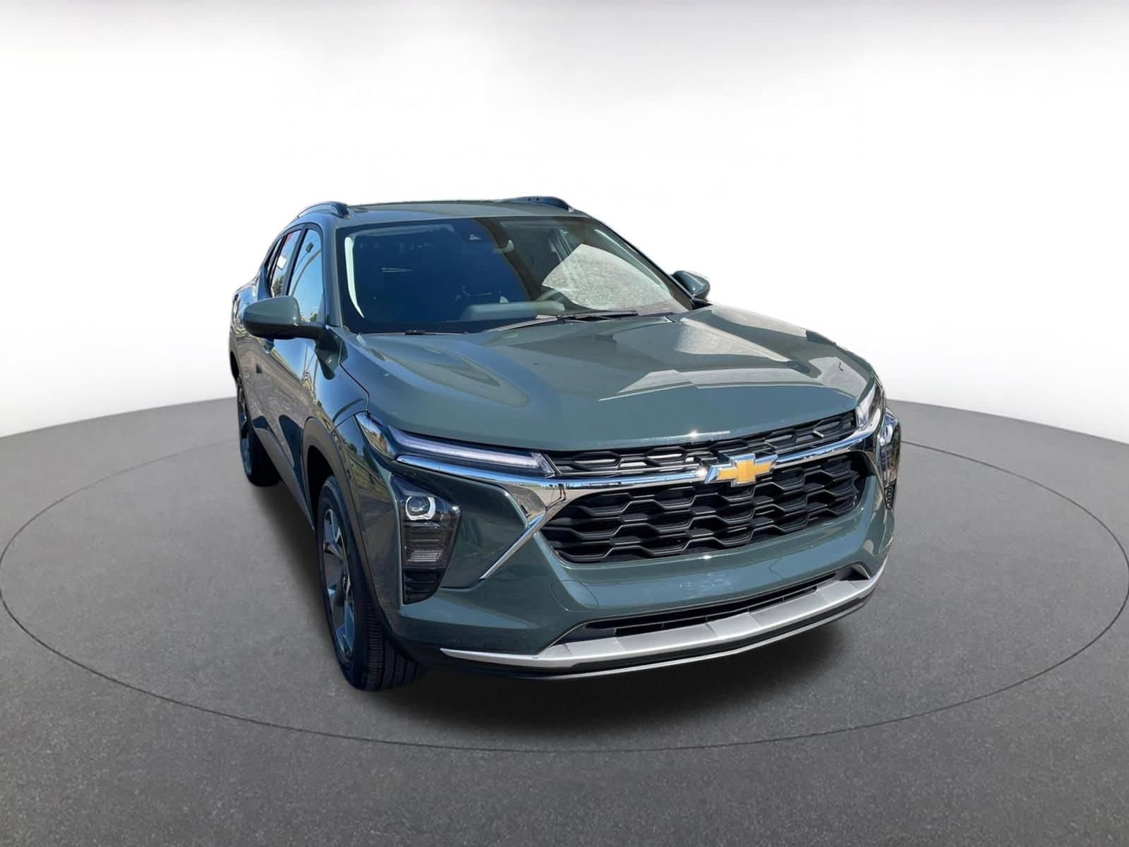 Thumbnail: 2025 Chevrolet Trax - 1