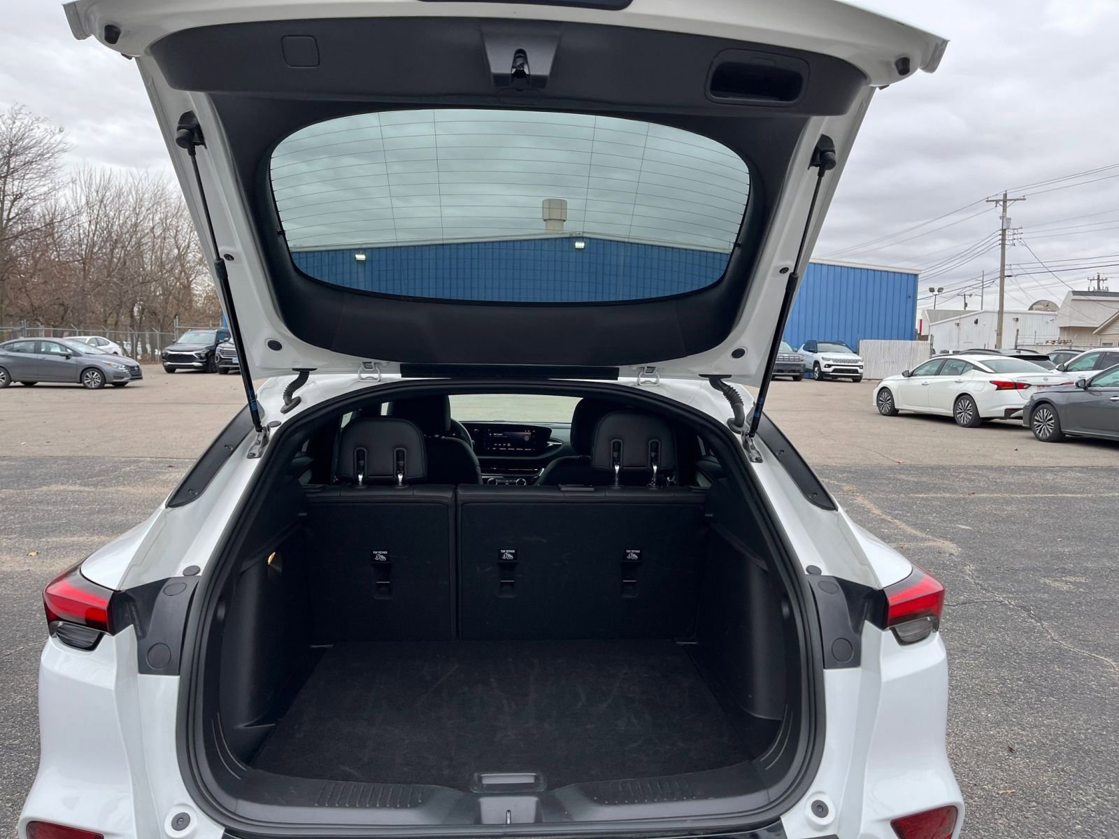 Thumbnail: 2025 Buick Envista - 30