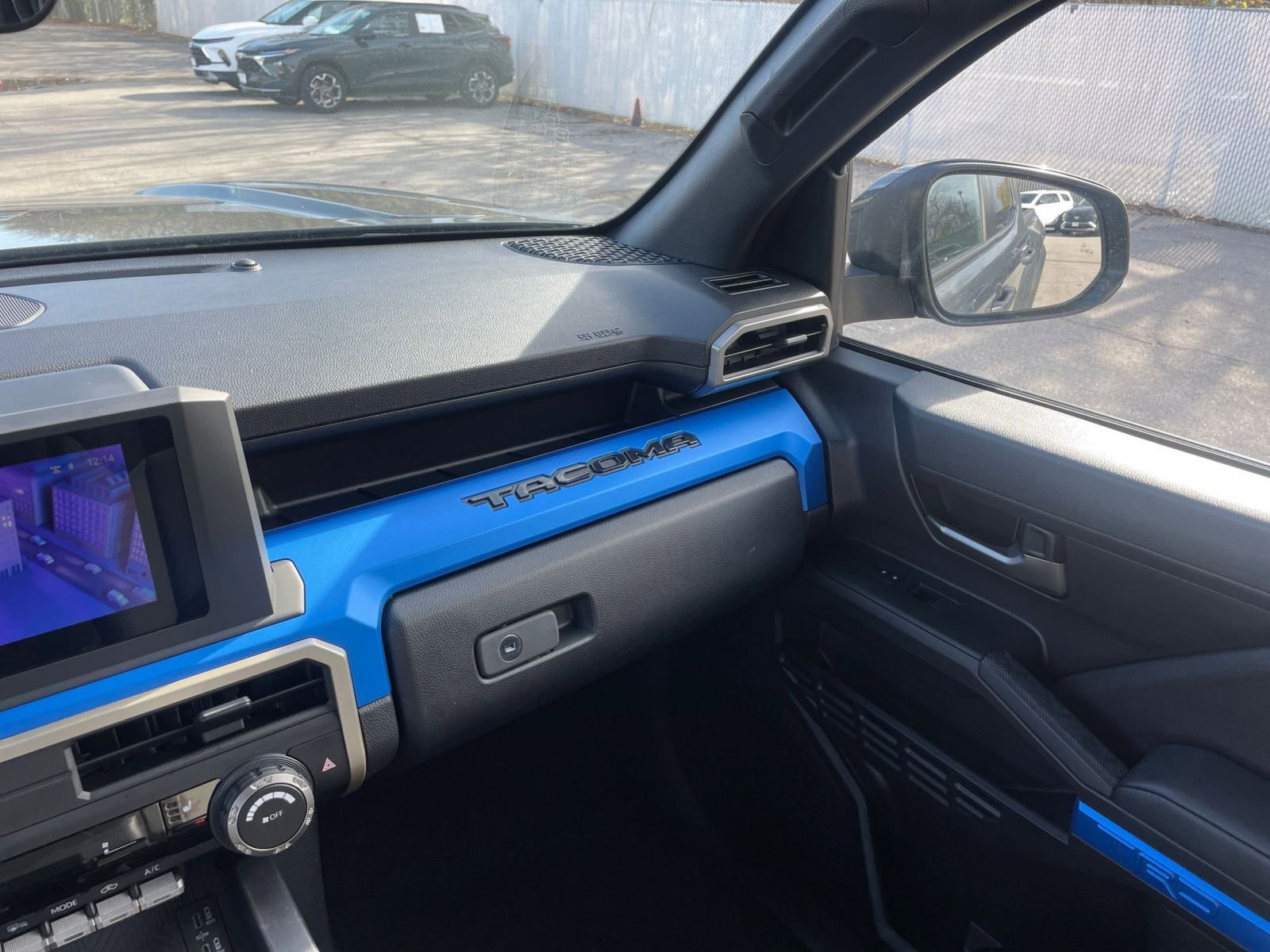 Thumbnail: 2025 Toyota Tacoma - 33