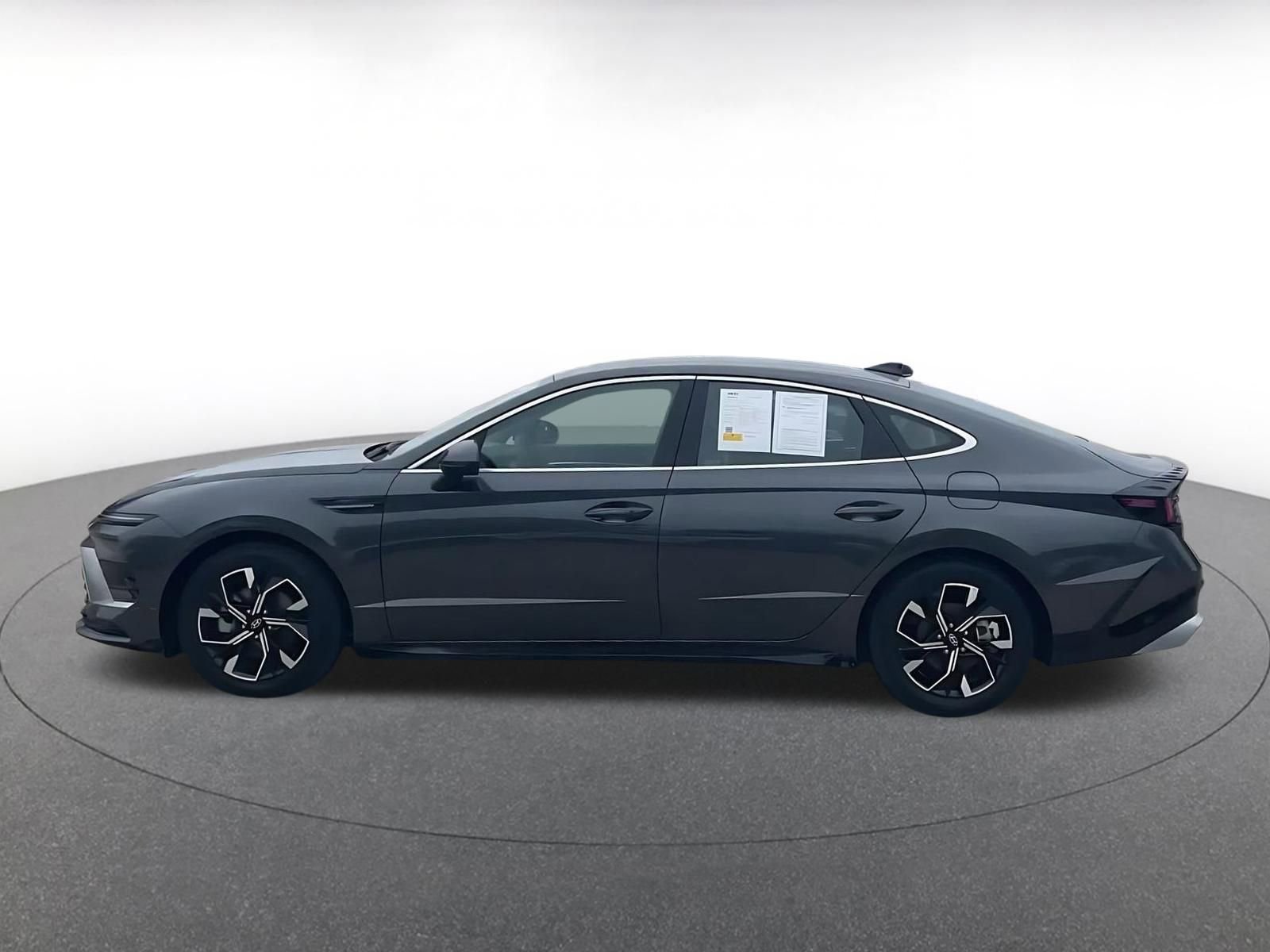 Thumbnail: 2025 Hyundai Sonata - 10