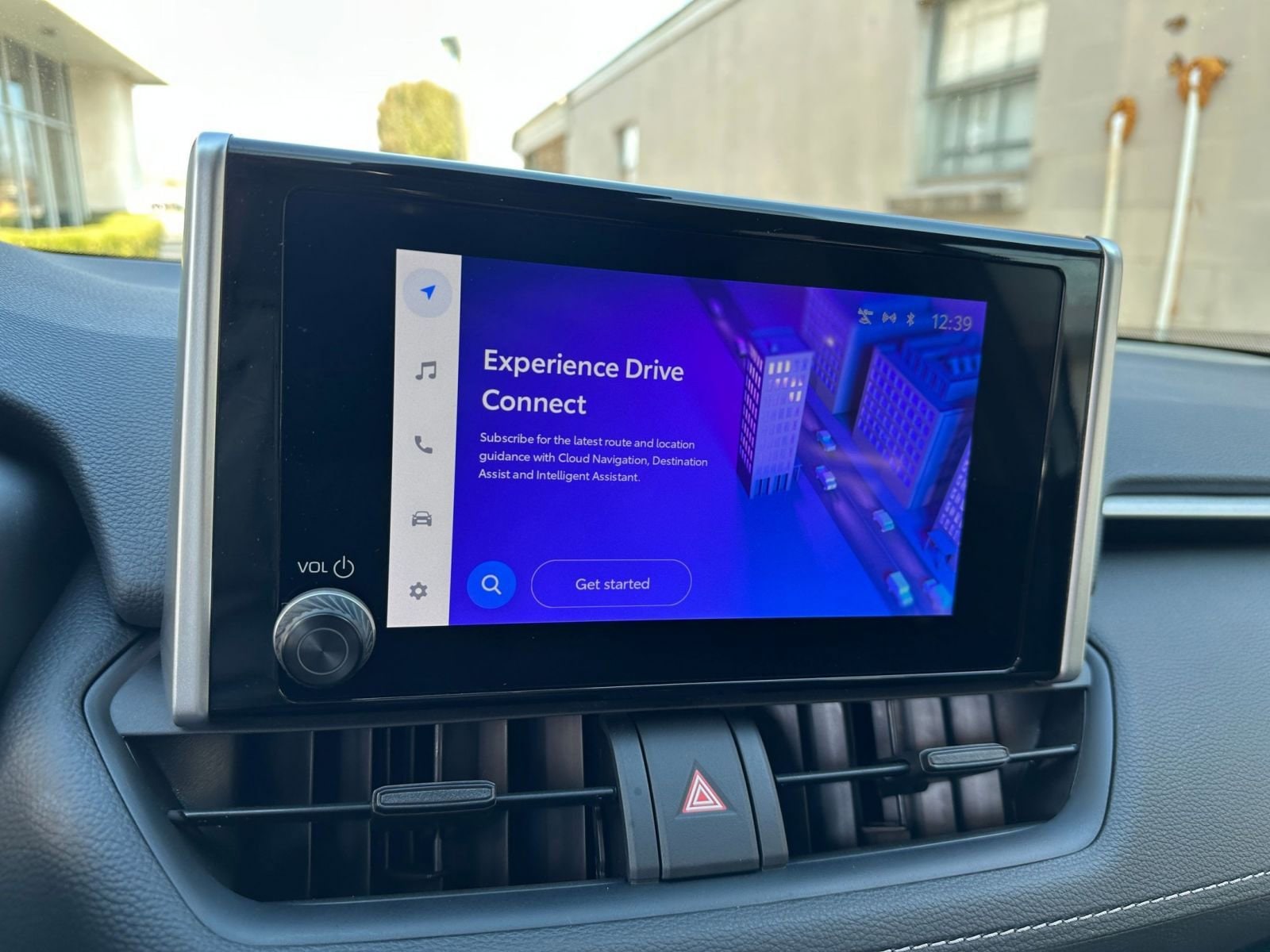 Thumbnail: 2025 Toyota RAV4 - 21