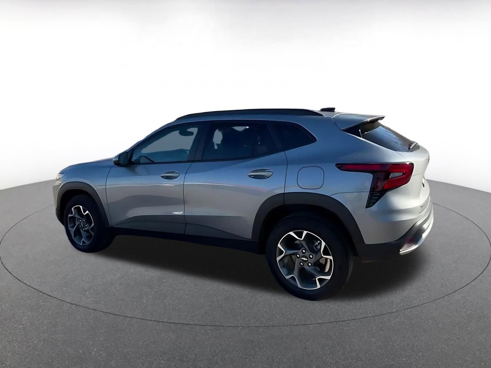 Thumbnail: 2025 Chevrolet Trax - 10