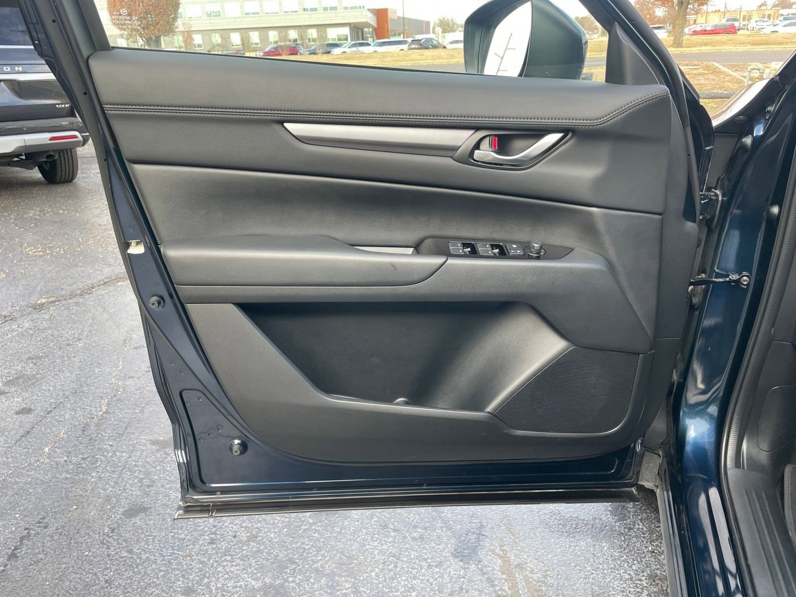 Thumbnail: 2025 Mazda CX-5 - 20