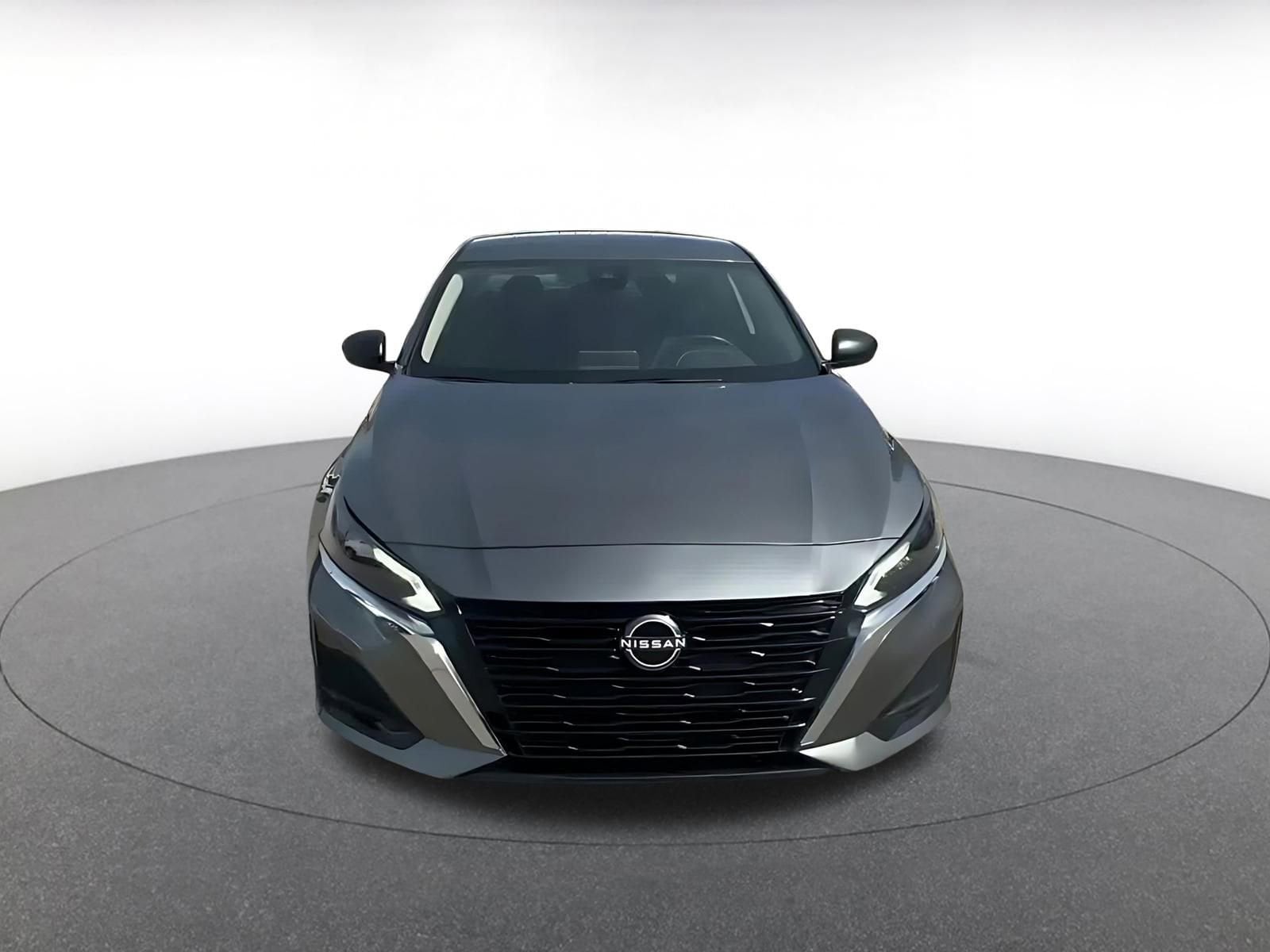 Thumbnail: 2025 Nissan Altima - 4