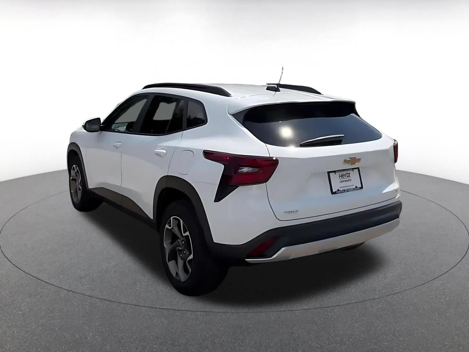Thumbnail: 2025 Chevrolet Trax - 10