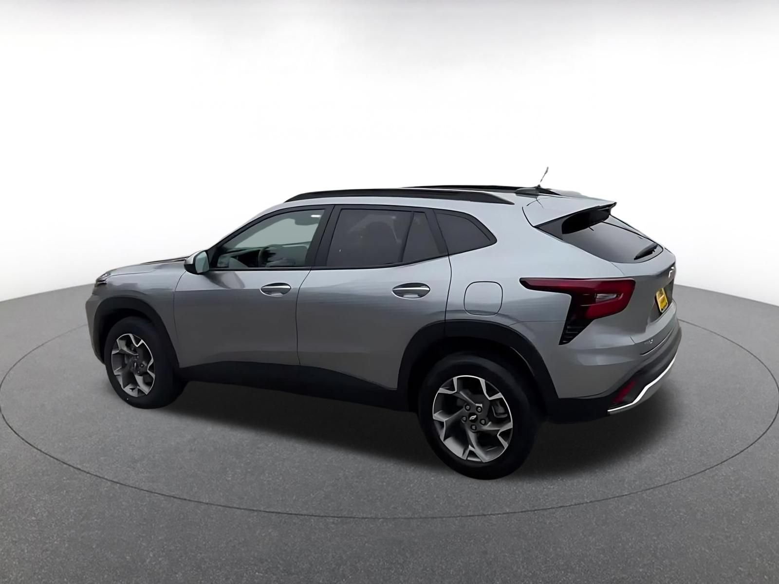 Thumbnail: 2025 Chevrolet Trax - 10