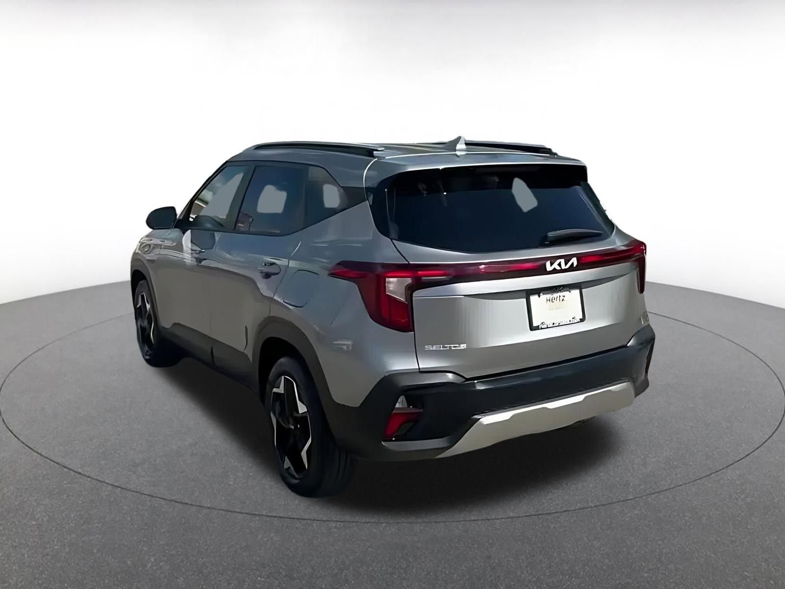 Thumbnail: 2025 Kia Seltos - 11