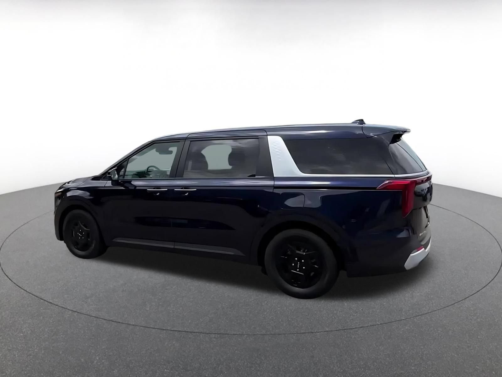 Thumbnail: 2026 Kia Carnival - 9
