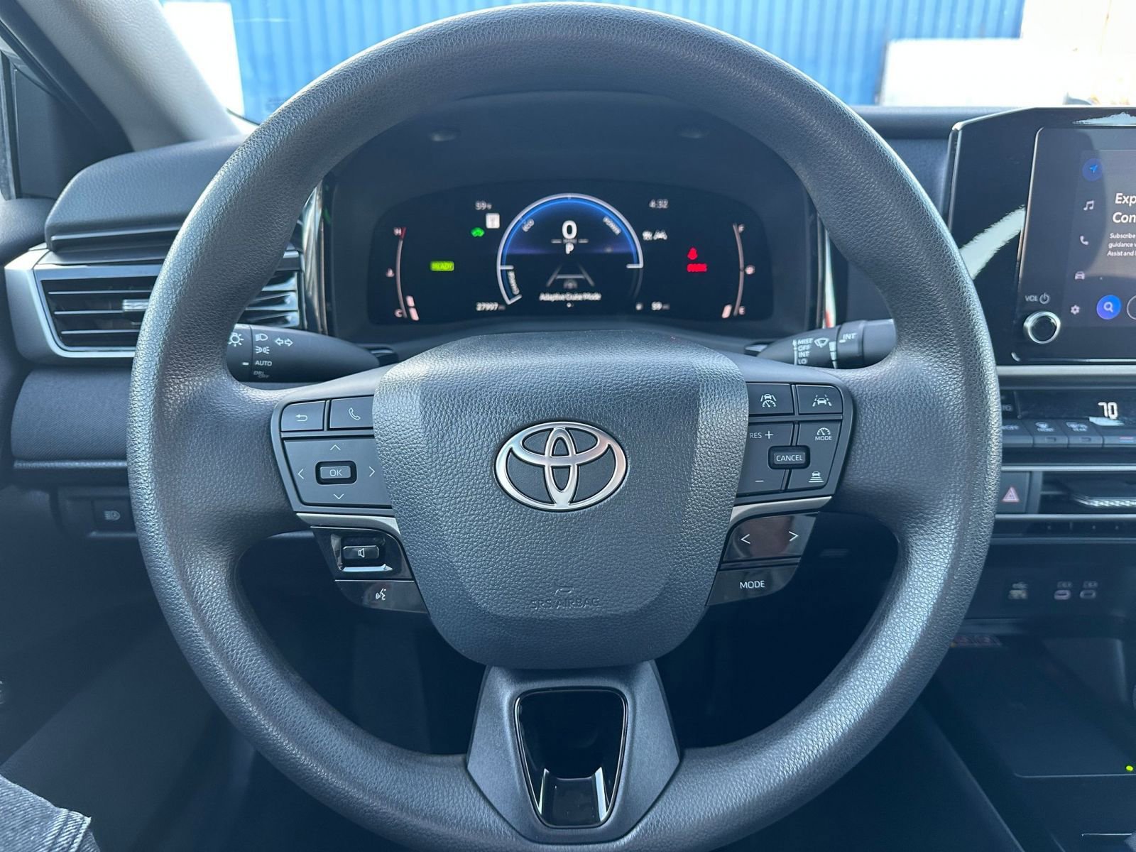 Thumbnail: 2025 Toyota Camry - 27