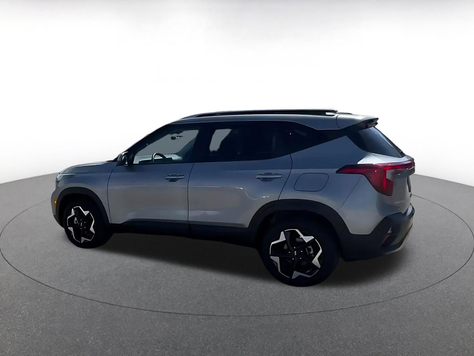 Thumbnail: 2025 Kia Seltos - 10