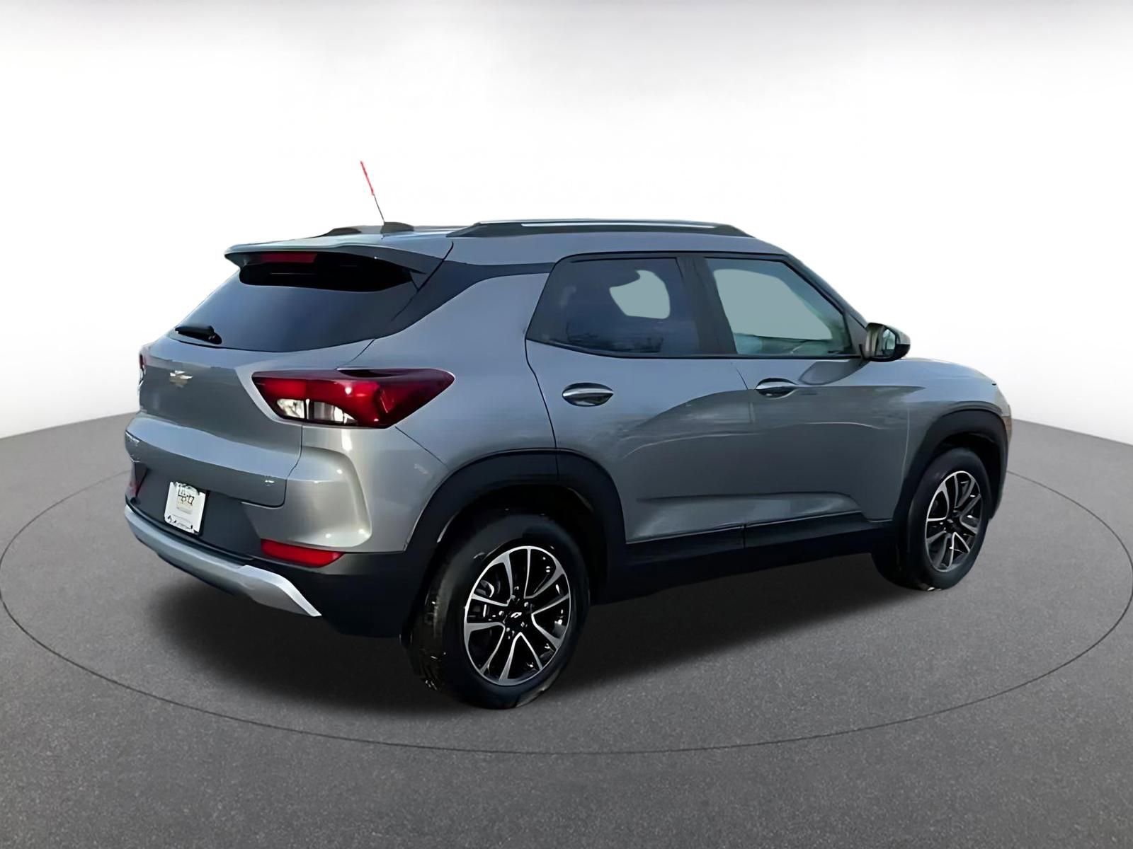 Thumbnail: 2025 Chevrolet TrailBlazer - 15