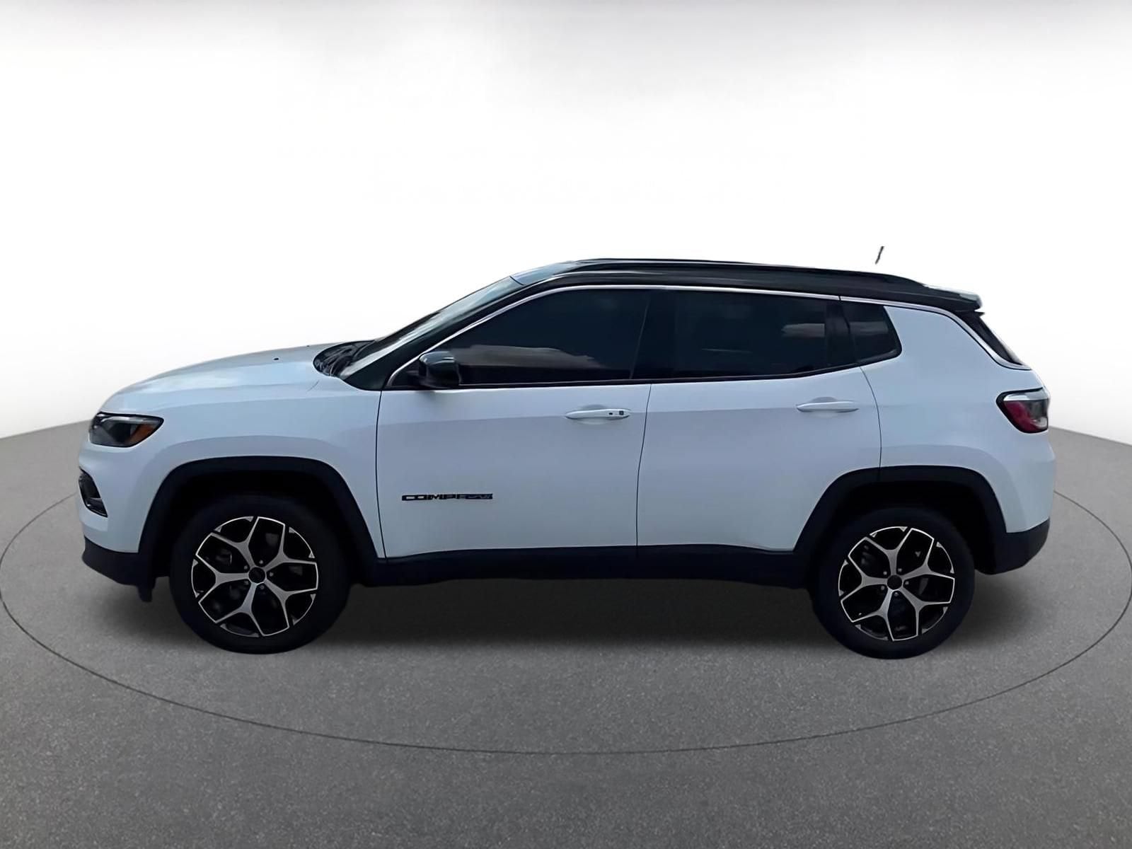 Thumbnail: 2025 Jeep Compass - 9