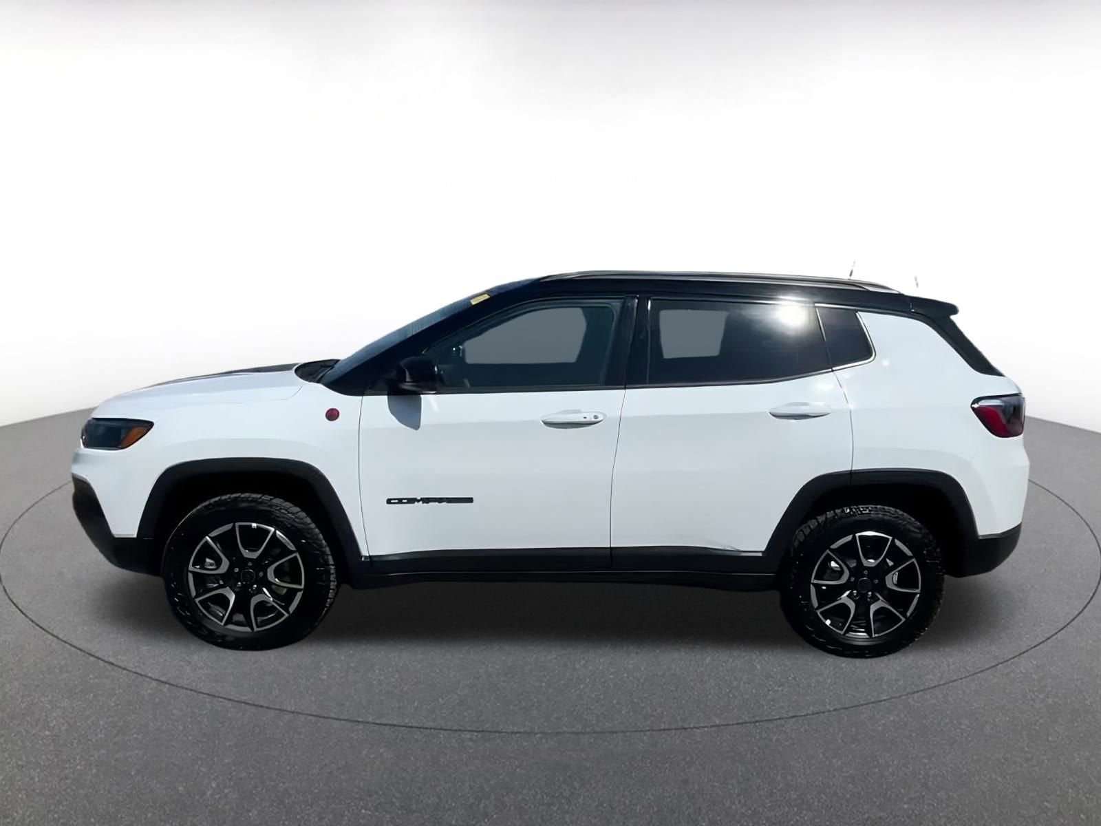 Thumbnail: 2025 Jeep Compass - 8