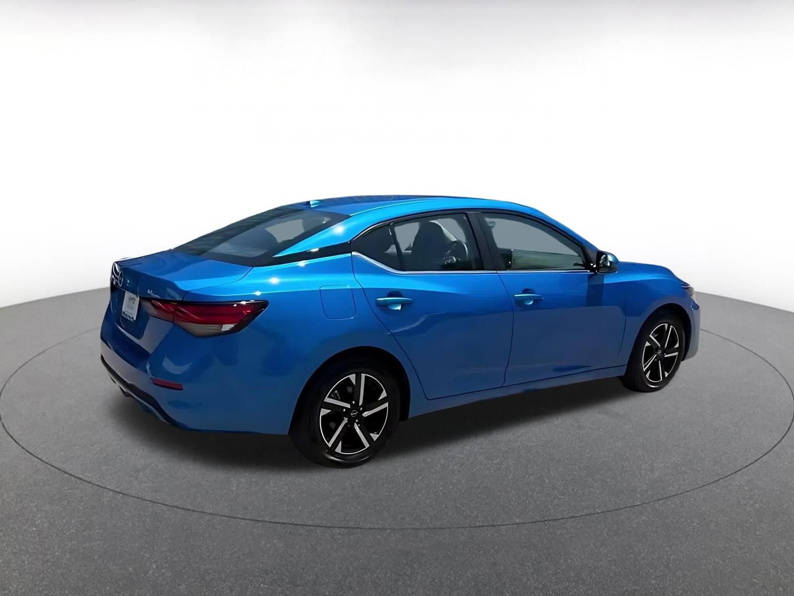 Thumbnail: 2025 Nissan Sentra - 15