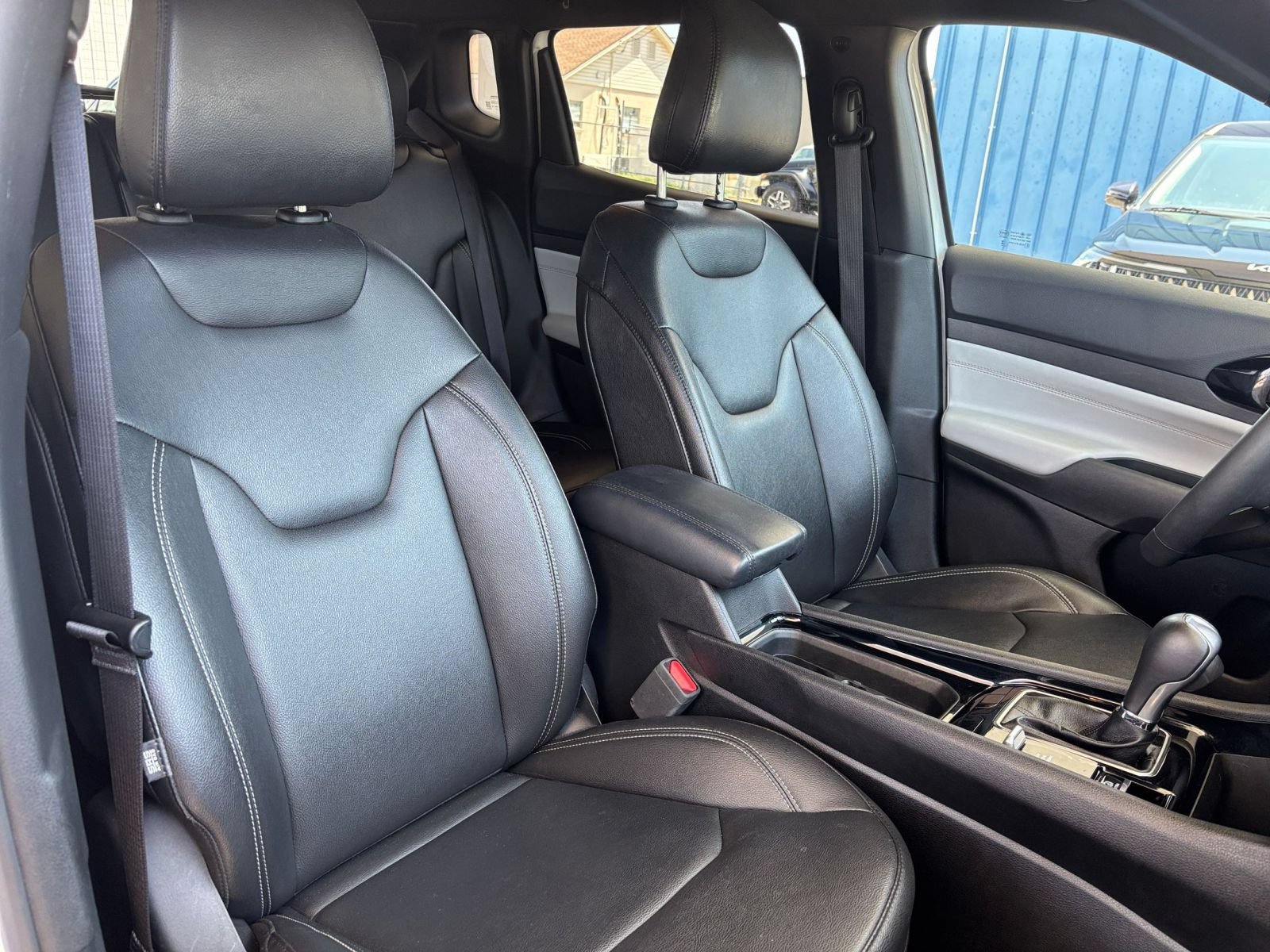Thumbnail: 2025 Jeep Compass - 32