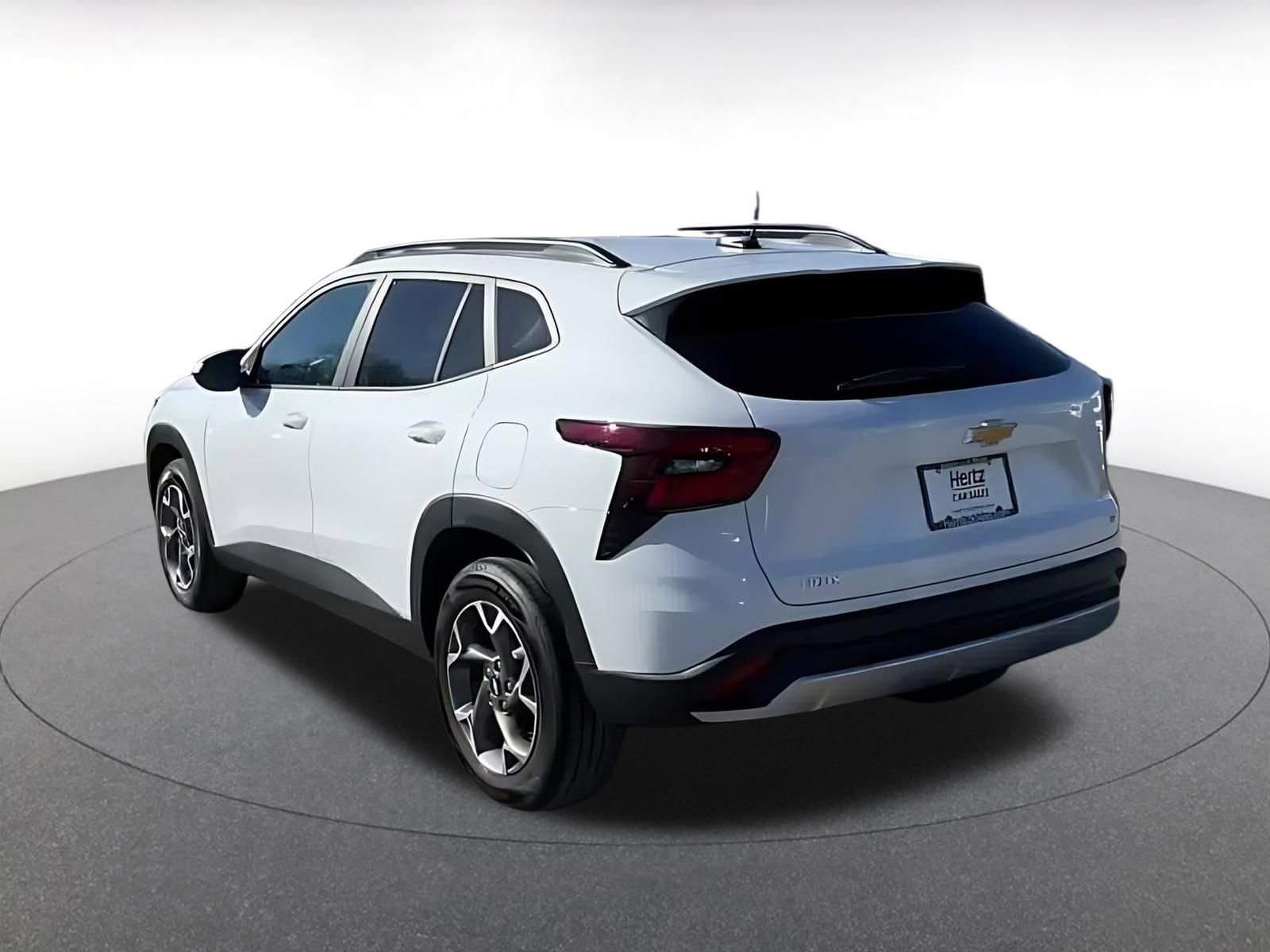 Thumbnail: 2025 Chevrolet Trax - 11