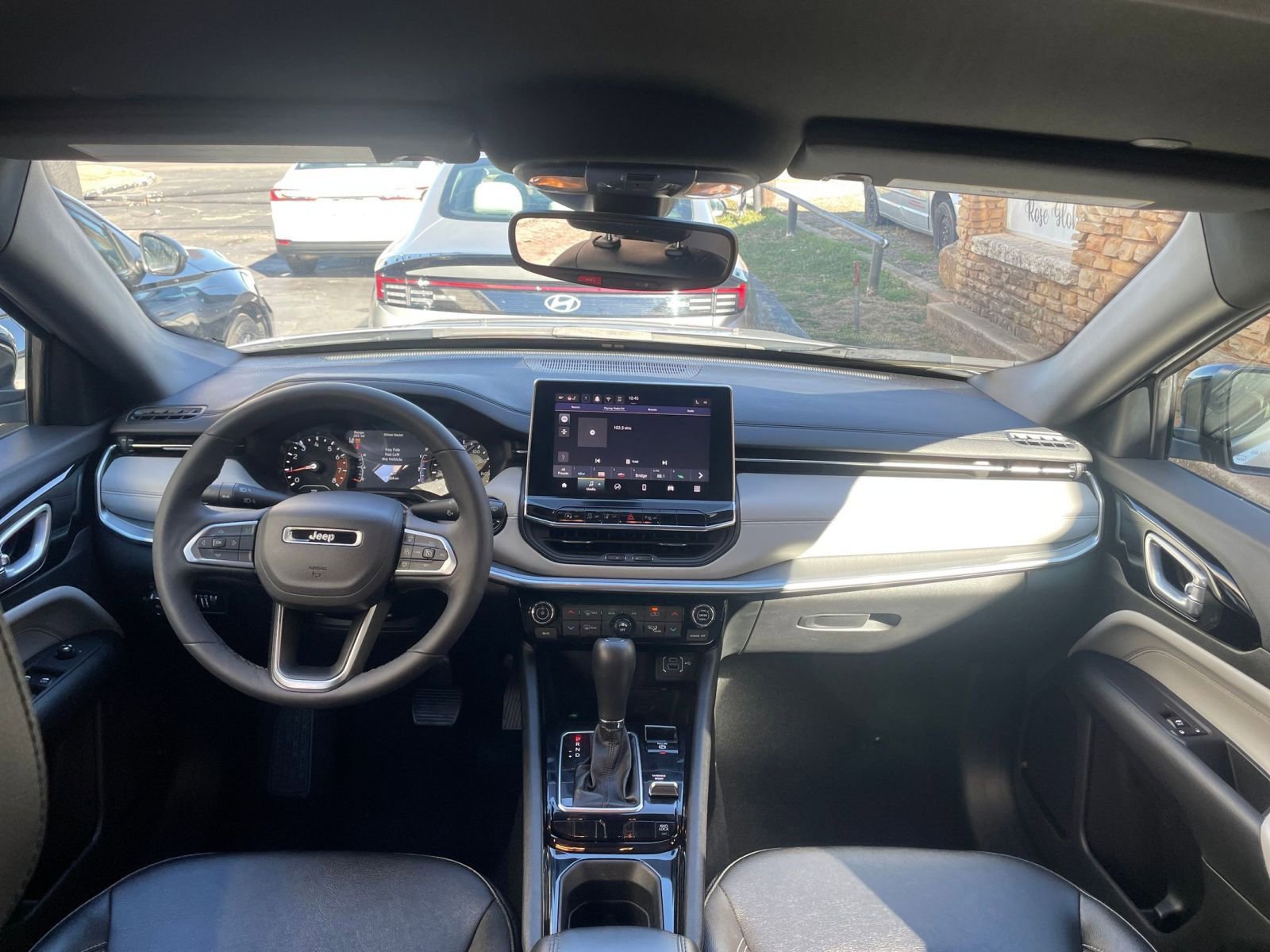 Thumbnail: 2025 Jeep Compass - 34