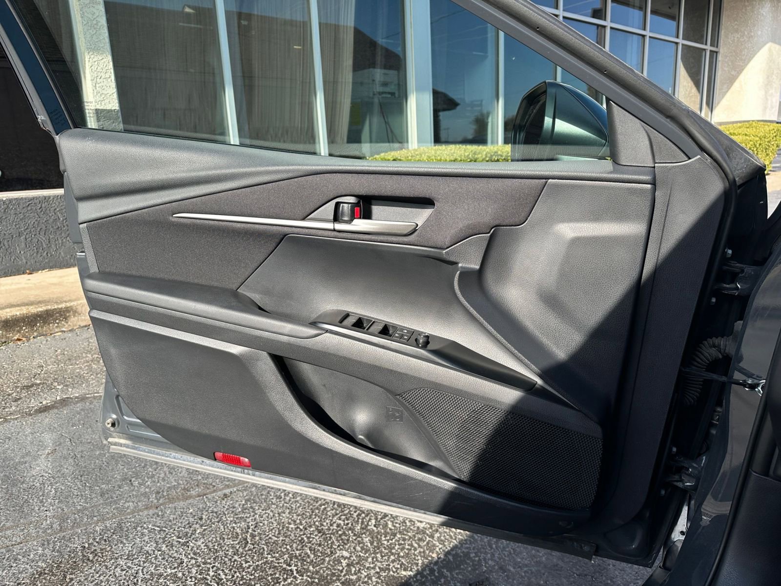 Thumbnail: 2025 Toyota Camry - 20