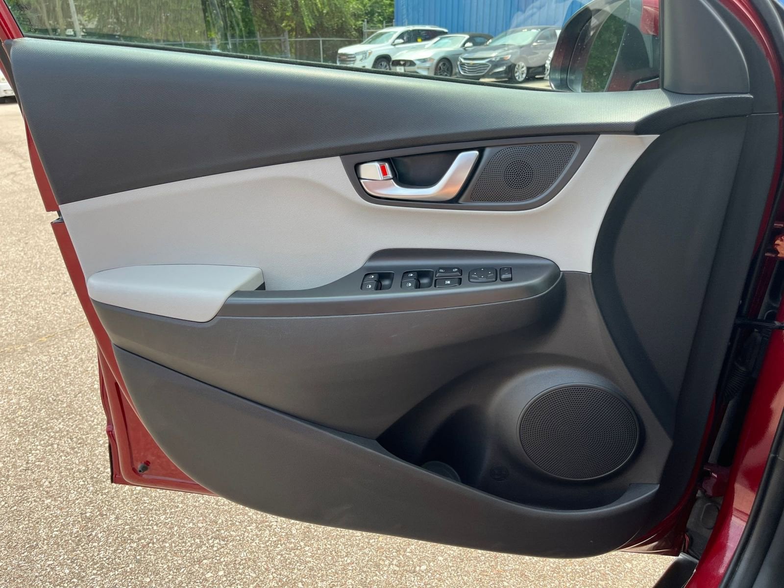 Thumbnail: 2023 Hyundai Kona - 24